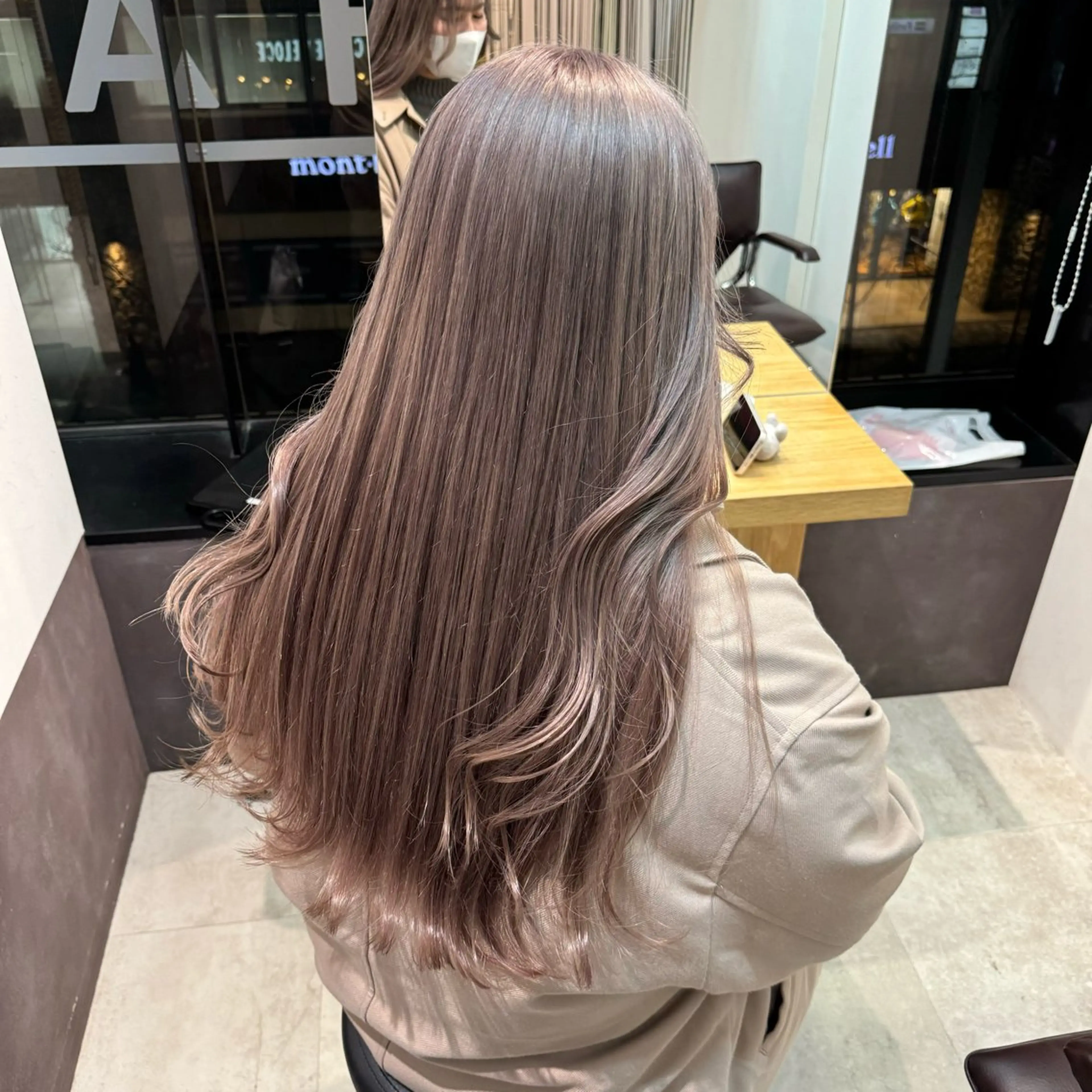 ミディアム ヘアカラー 顔周りレイヤー/新宿 /モテ艶カラー/航介のヘアスタイル