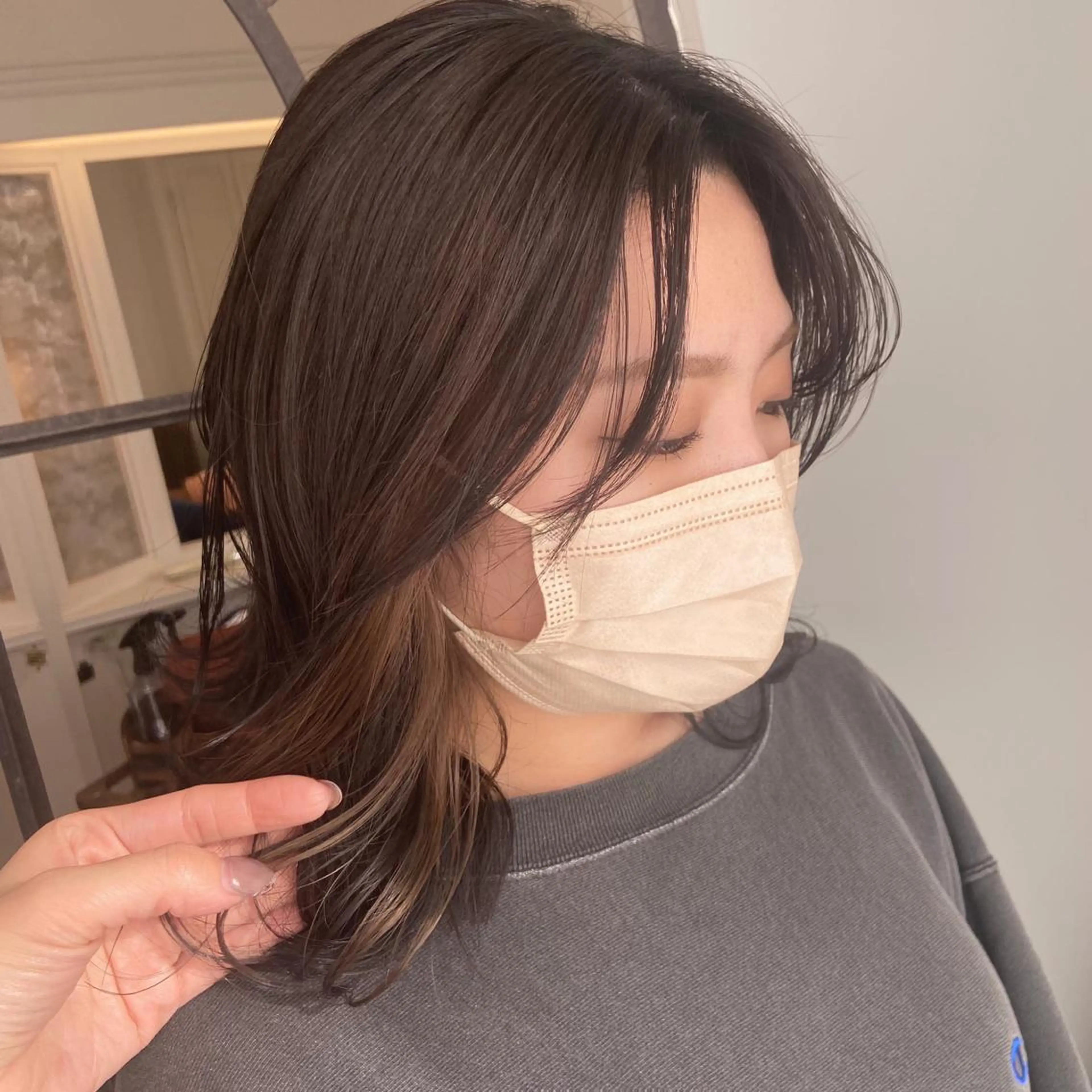 カラー 峯 志帆のヘアスタイル