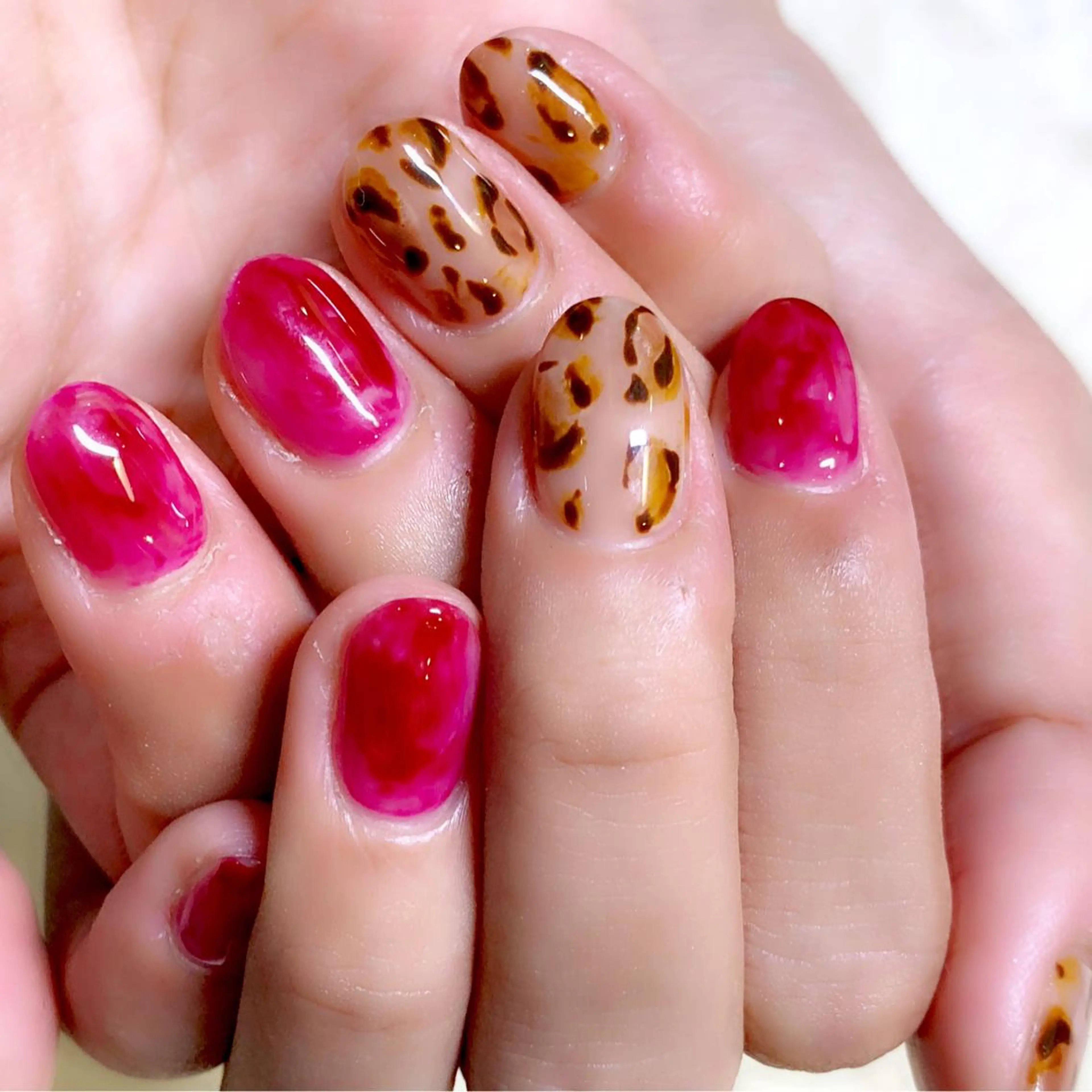 ネイル 大理石ネイル(マーブル) ニュアンスネイル mew mew NAIL & EYEのマツエク・マツパデザイン