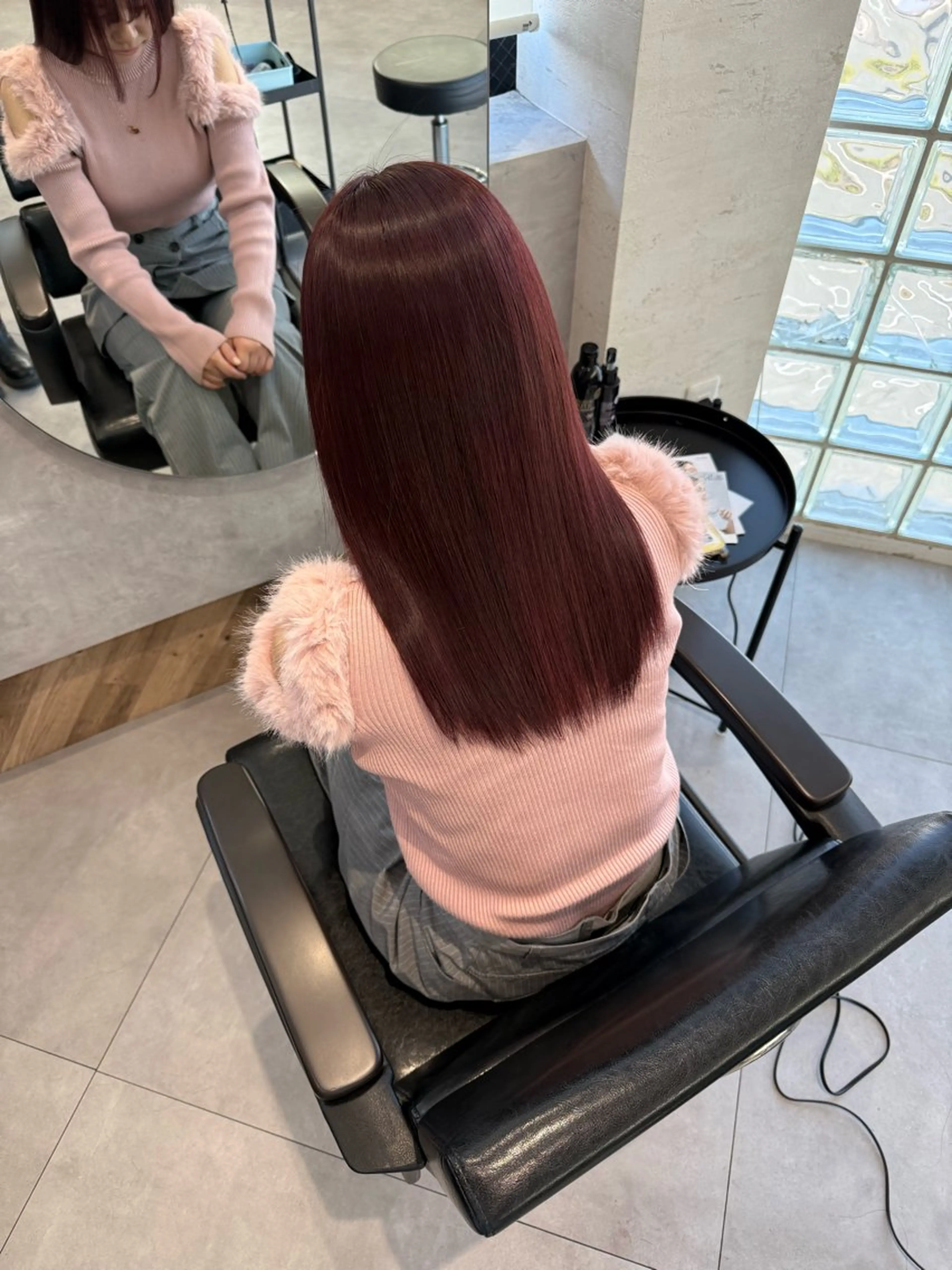 セミロング 縮毛矯正 柴田樹/大人可愛い 艶髪カラー/髪質改善のヘアスタイル