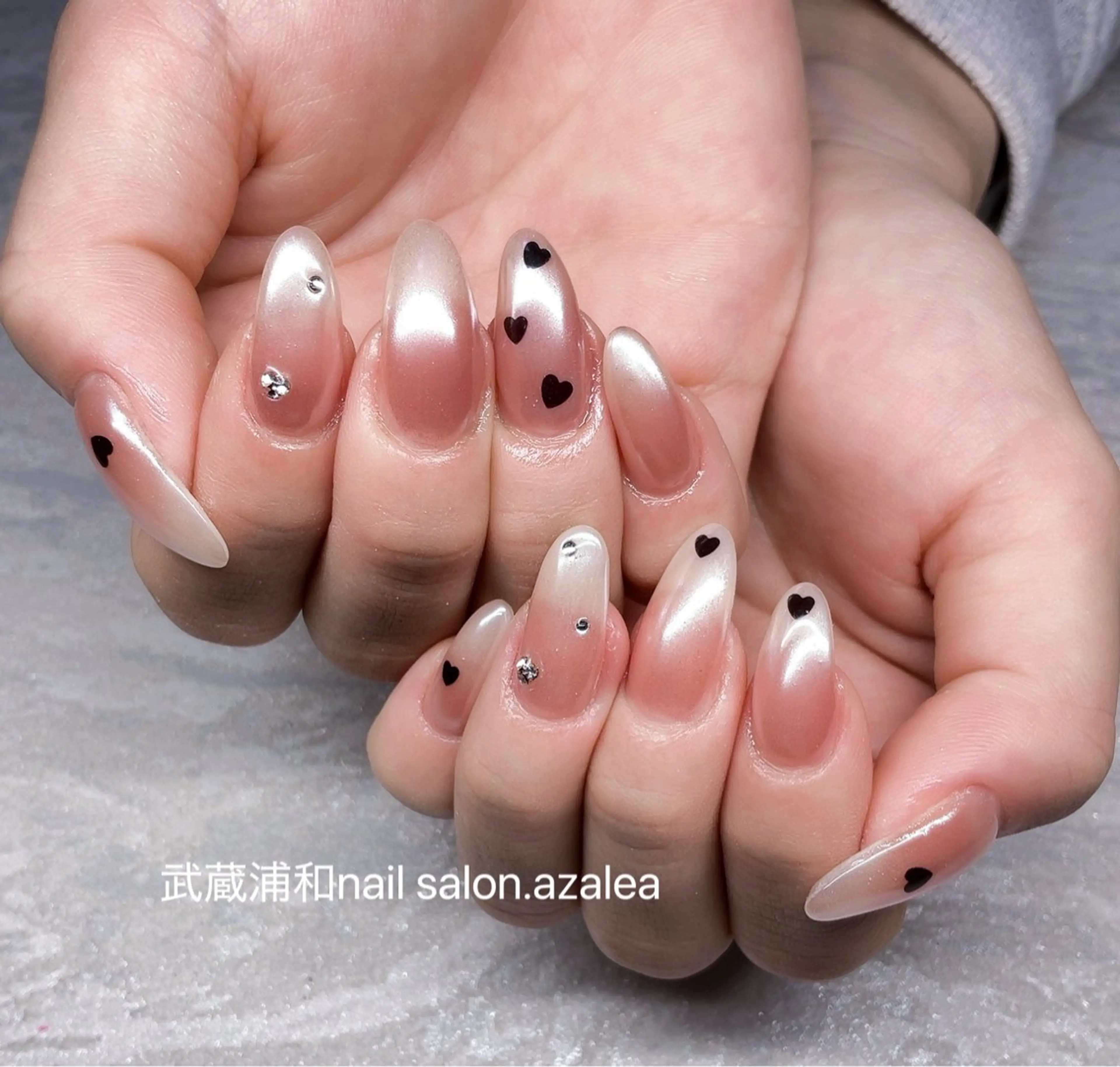 ネイル ハンドネイル R inのネイルデザイン