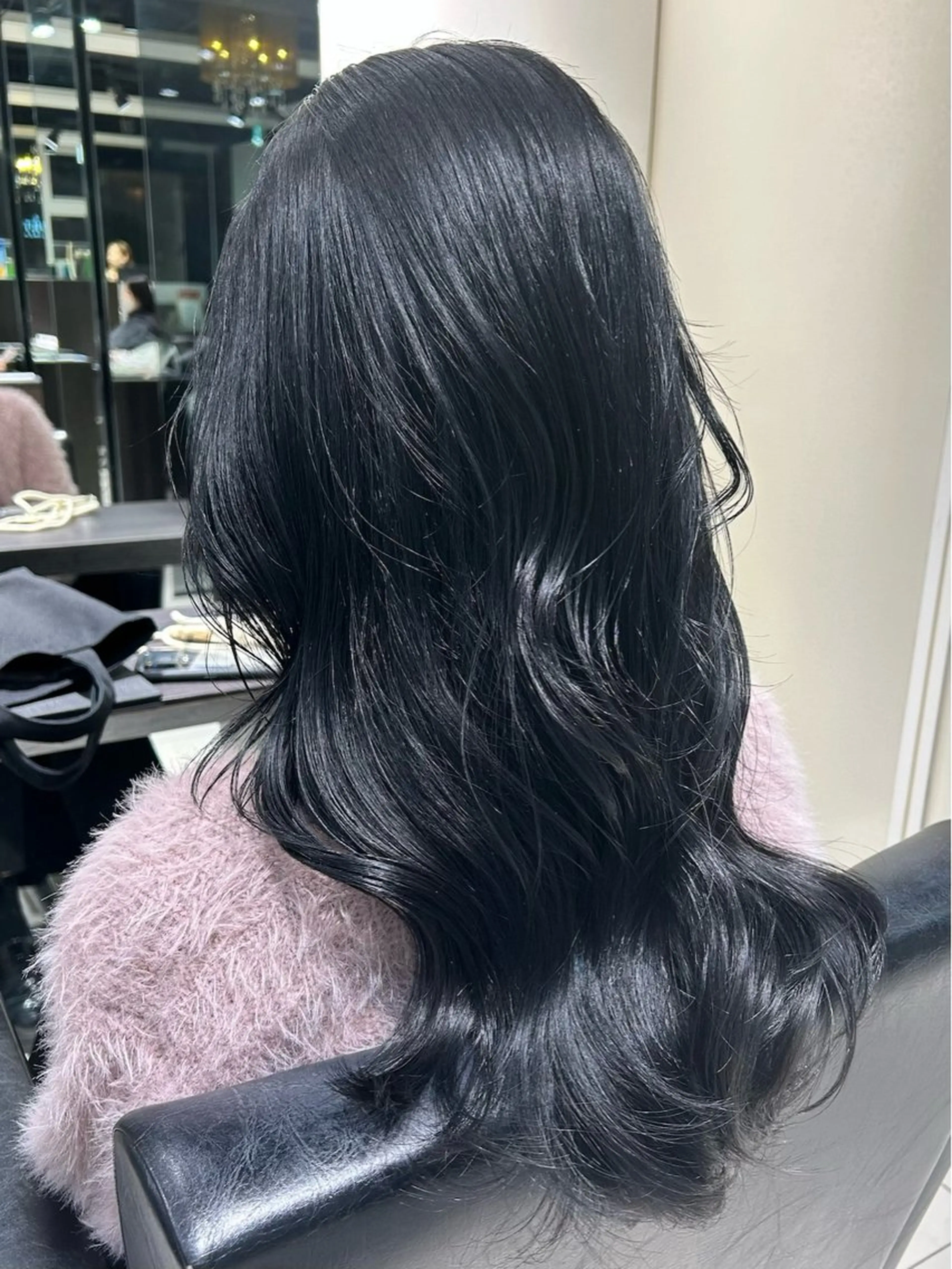 🦋透明感カラー🦋.*˚＋自社開発髪質改善トリートメント💎のセットメニューですの写真