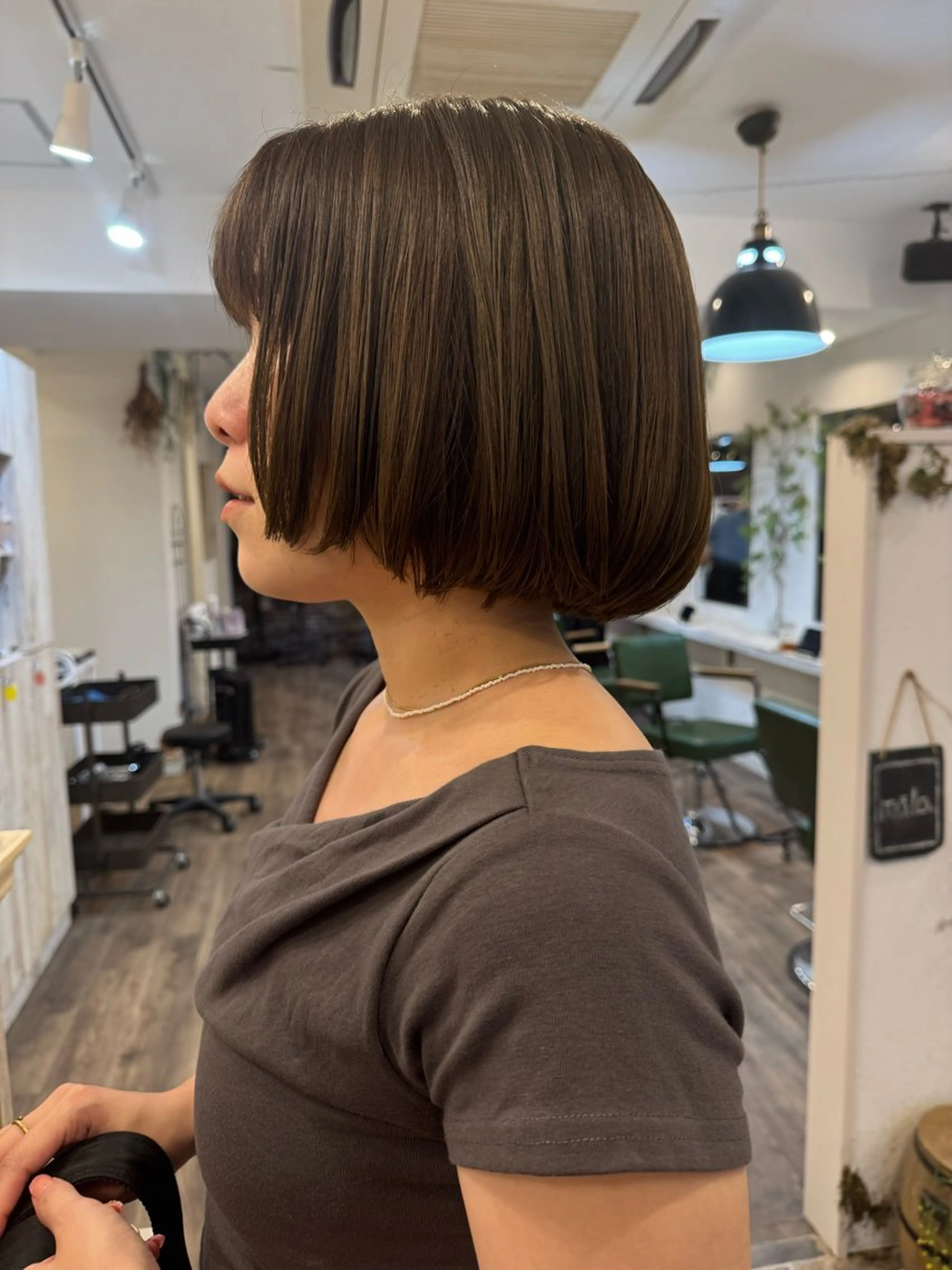 ショート カラー オリーブカラー カット ヘアカラー トリートメント m ā l o.🌷 サカモトマイコのヘアスタイル
