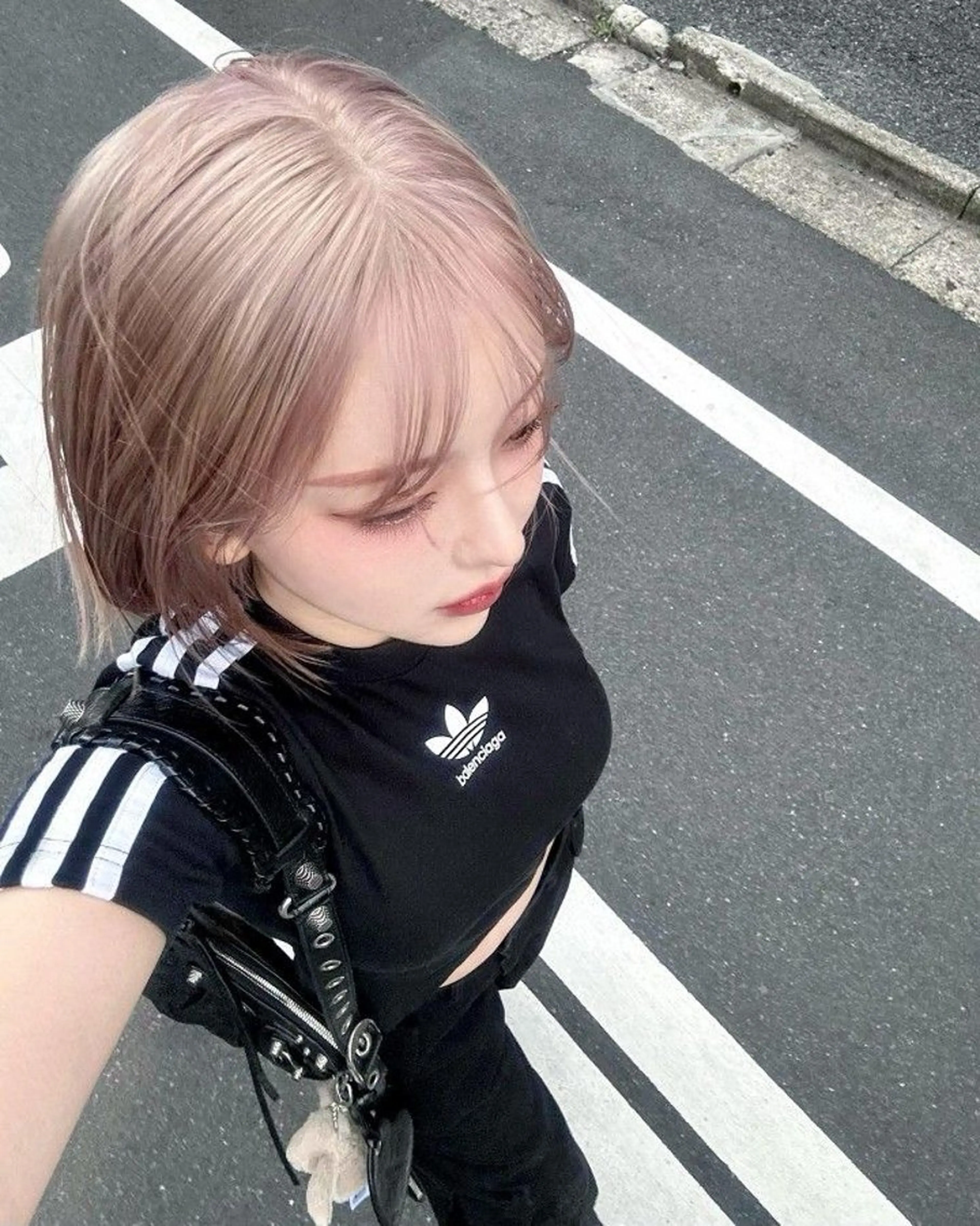 ショート カラー ブリーチなしカラー 美髪矯正・清水天空のヘアスタイル