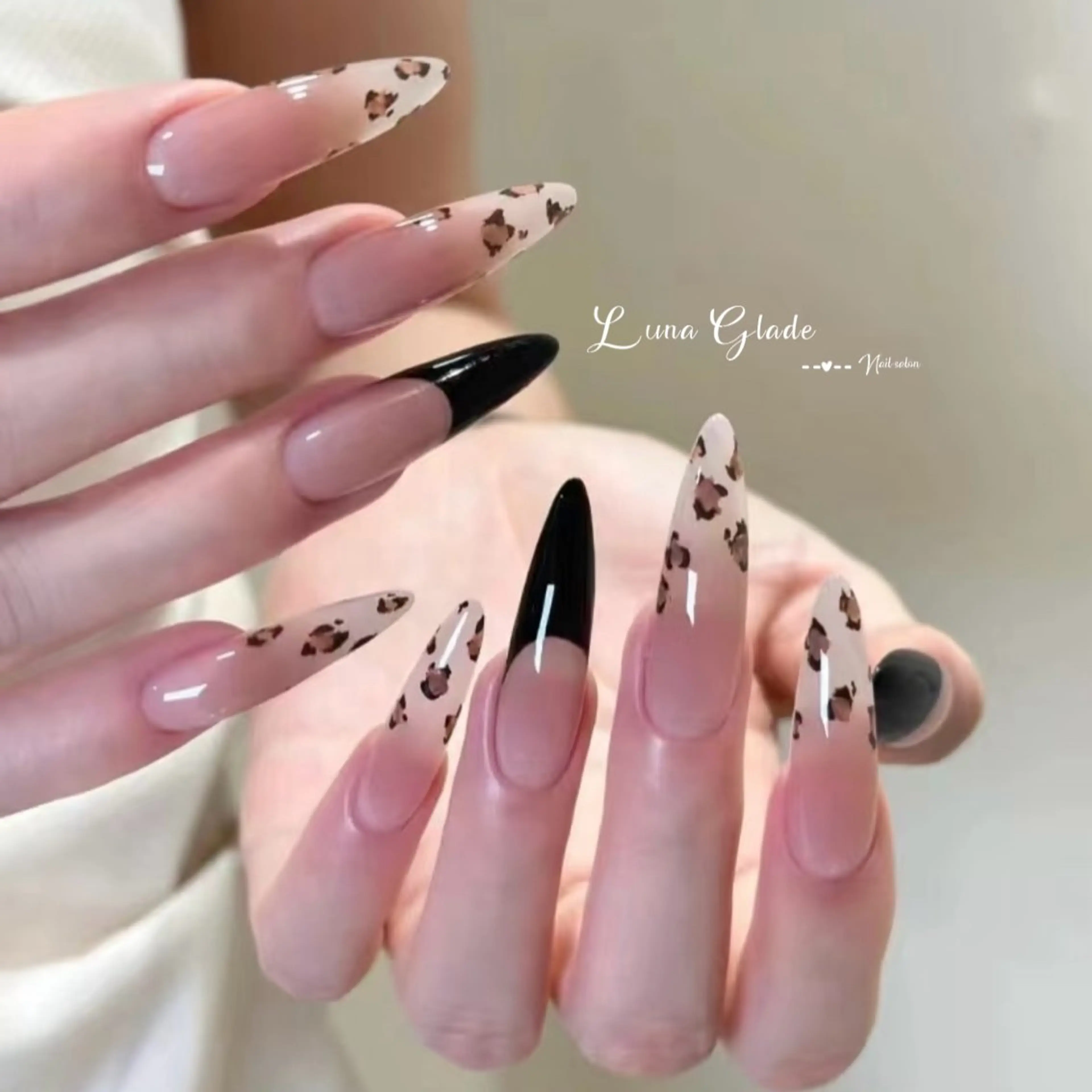 ネイル ハンドネイル Luna Glade Nail Salon所属・Luna Gladeのネイルデザイン