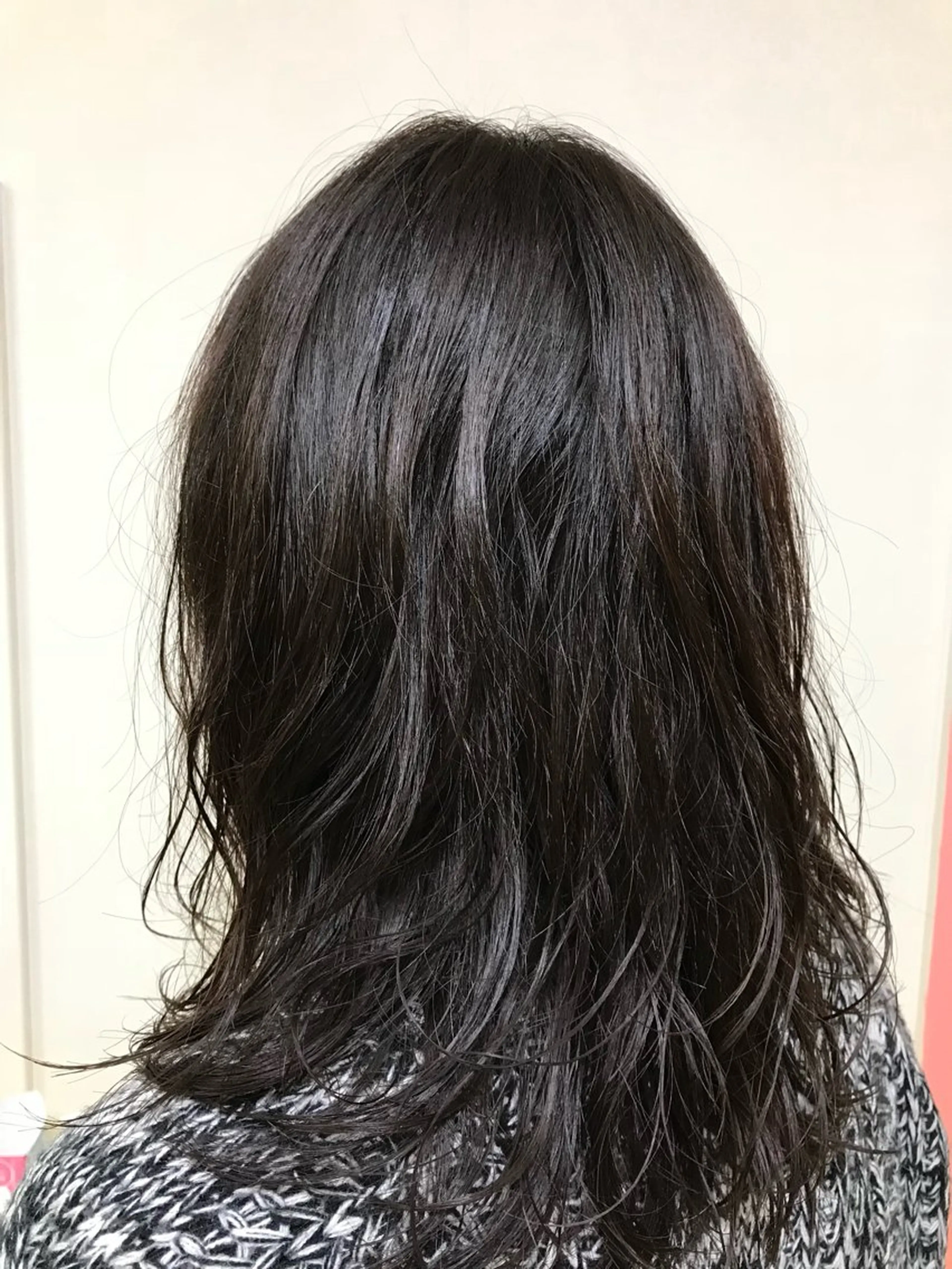 セミロング パーマ 横田  尚登のヘアスタイル