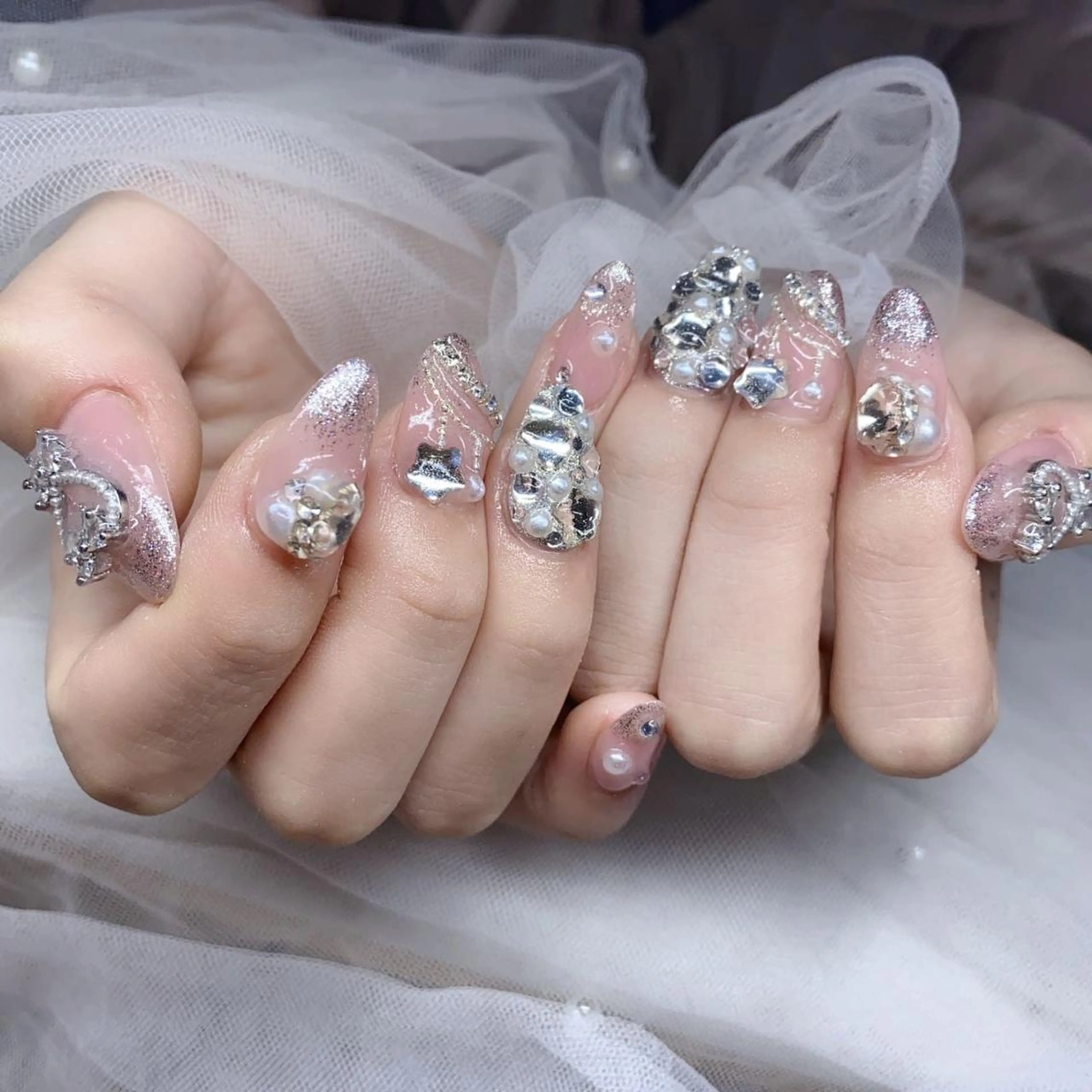 ネイル Queens ひなのネイルデザイン