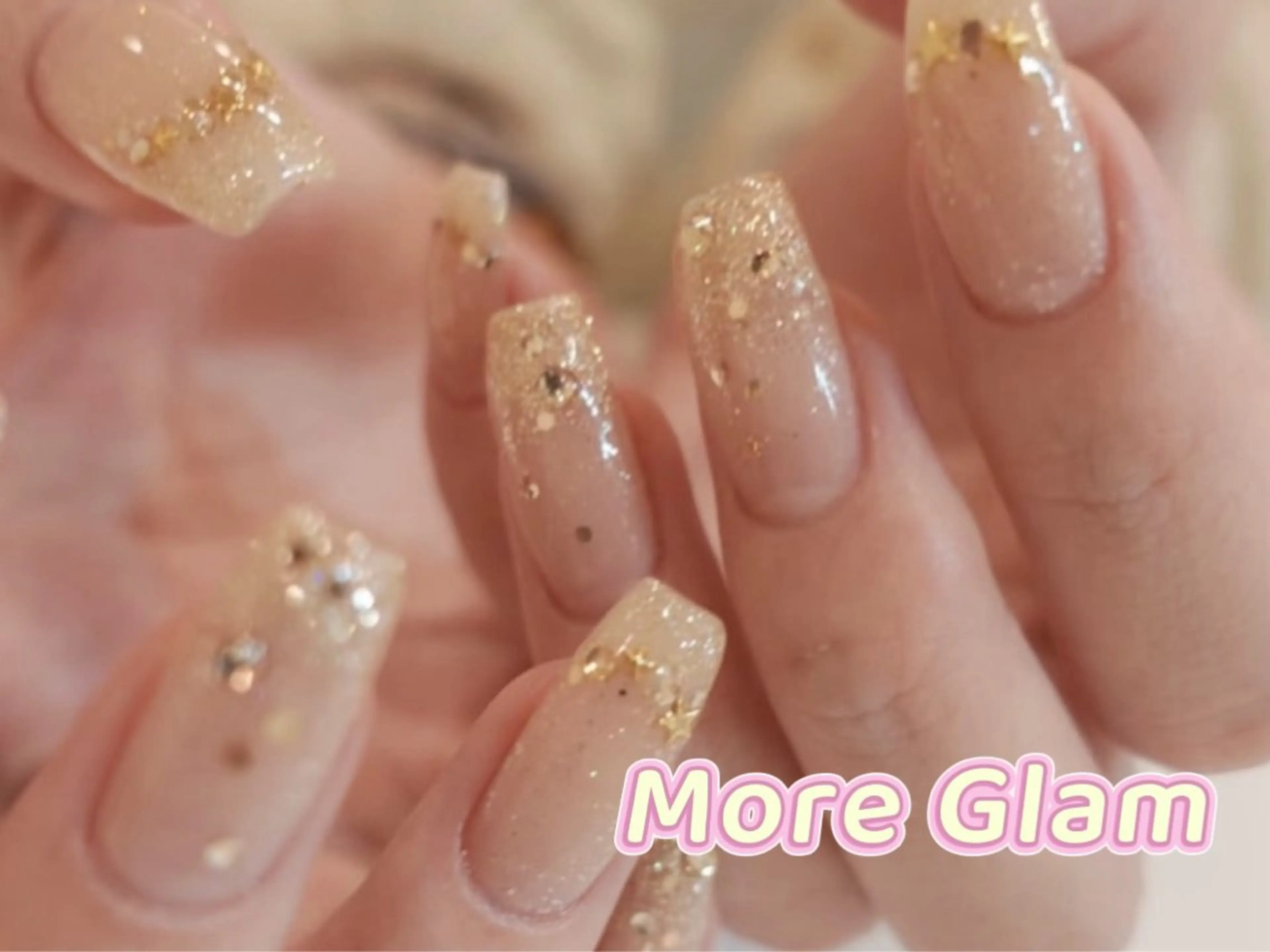 セミロング more glam 原宿店のネイルデザイン