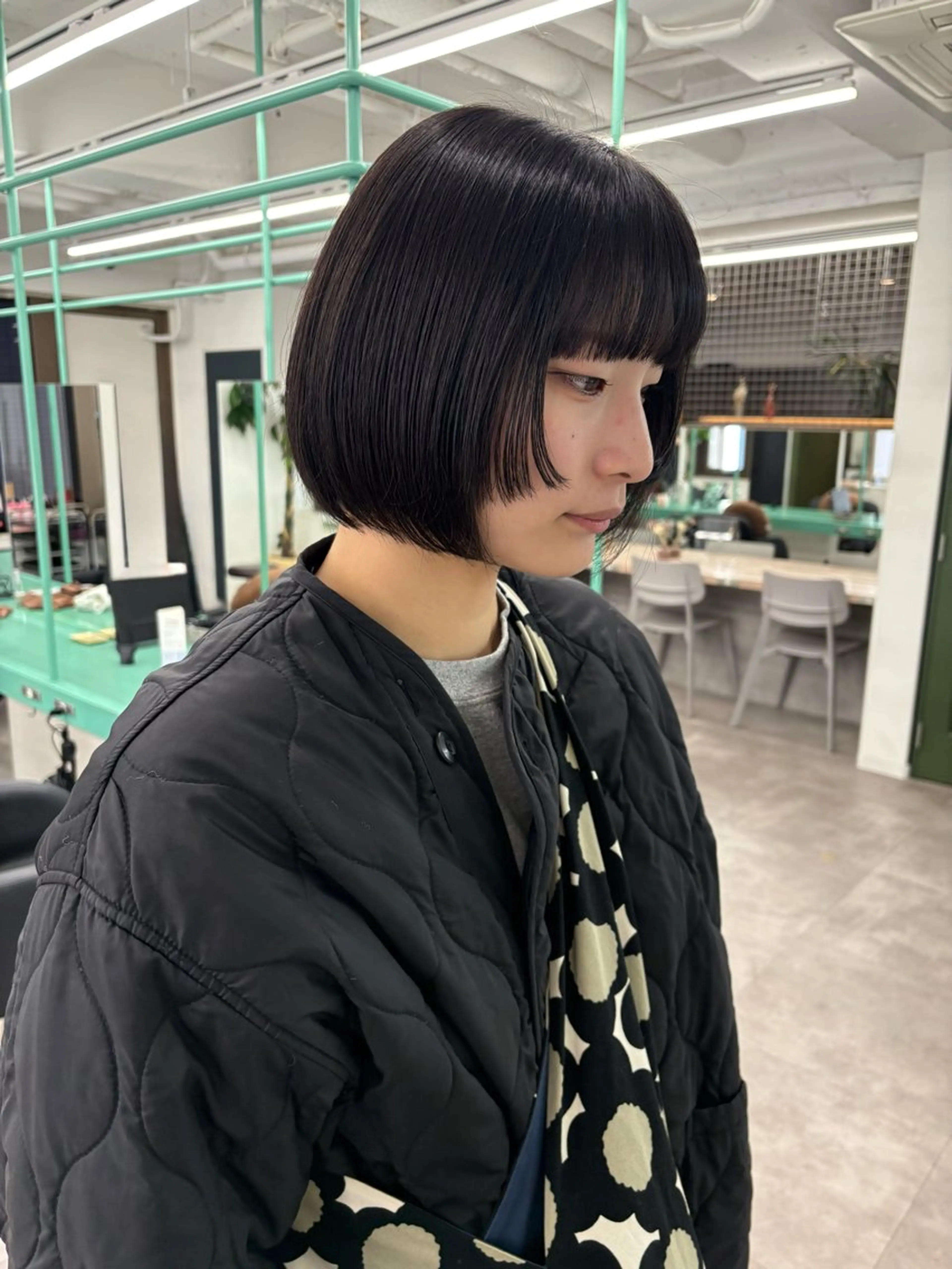 ショート カット トリートメント 綾乃／デザインカラー ／ハイトーン／ボブのヘアスタイル