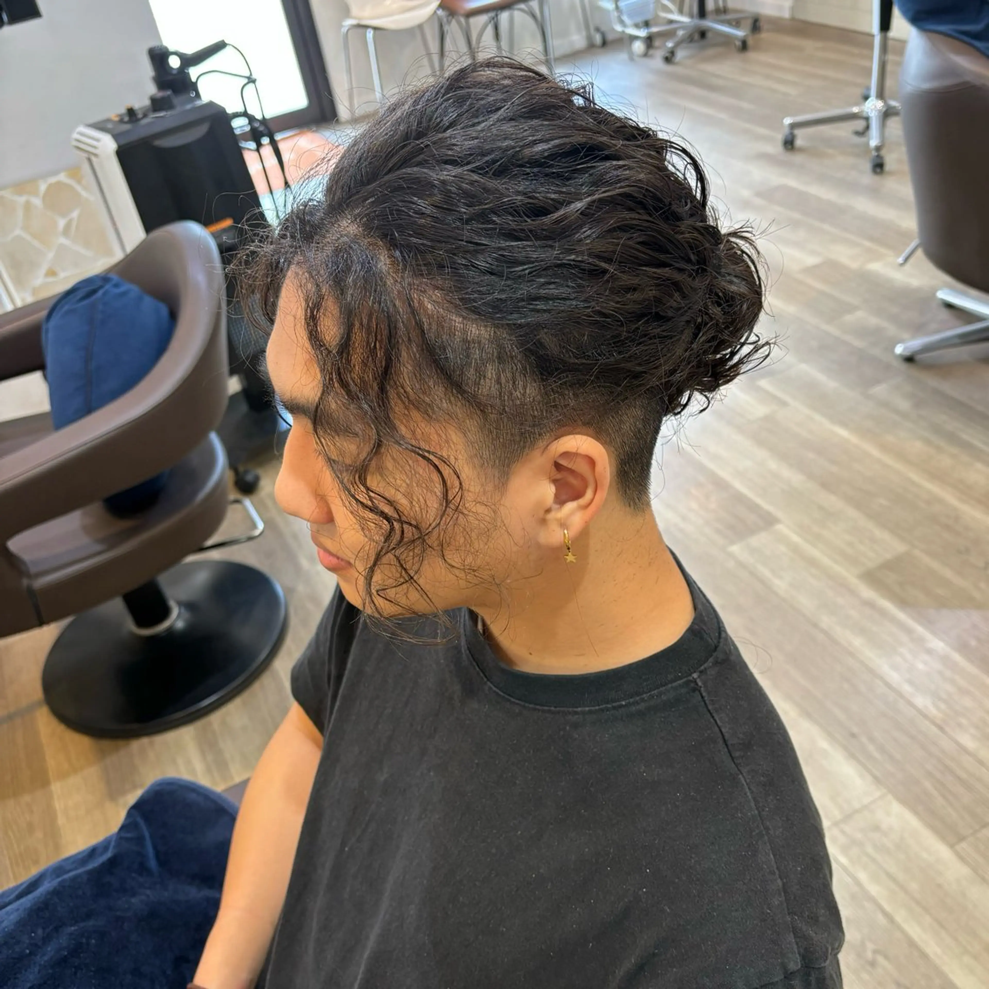 ミディアム ミディアムパーマ カット パーマ 🎀ハイトーン/ 艶カラー/夕月🎀のヘアスタイル