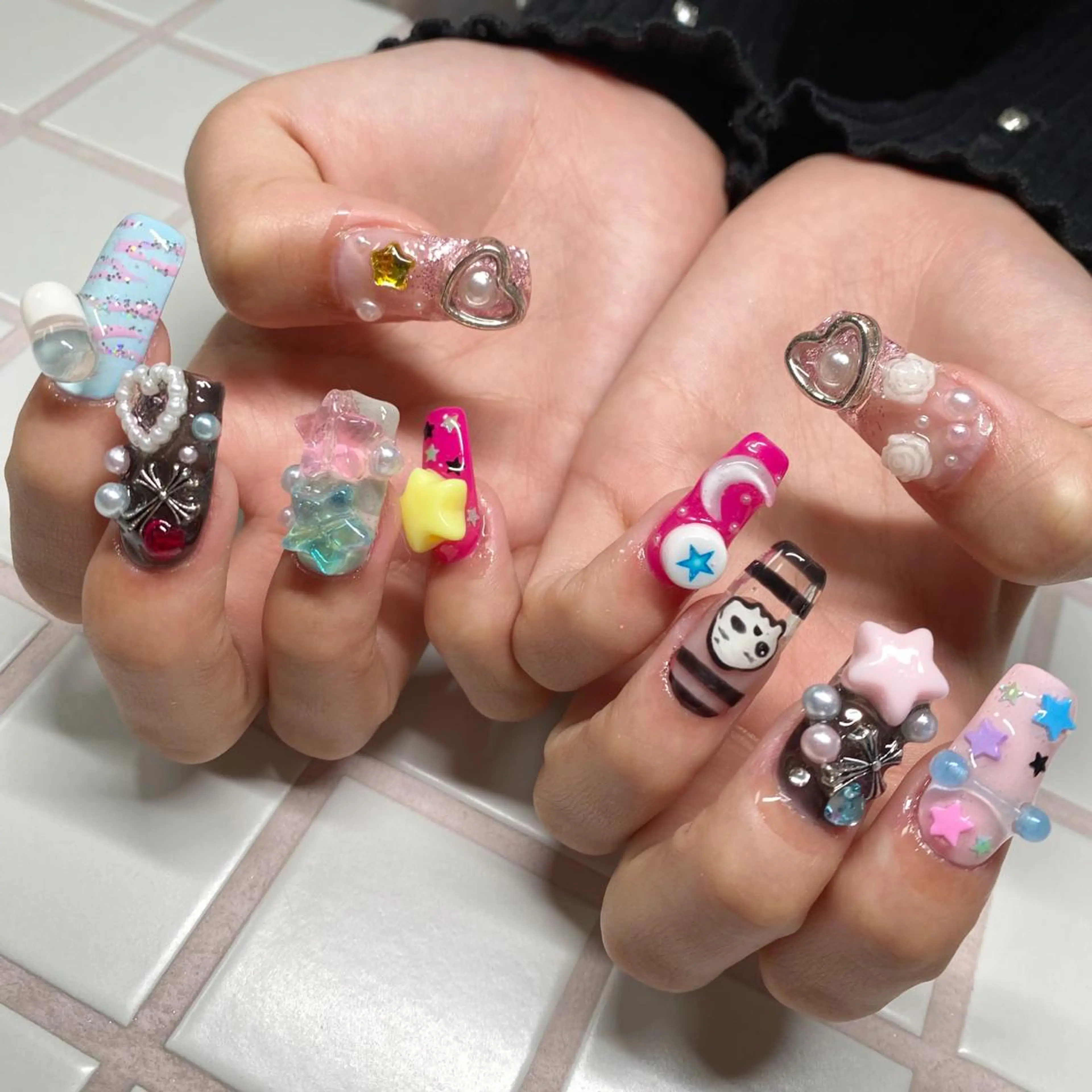 ネイル アートネイル オーロラネイル フレンチネイル 氷ネイル・うるうるネイル マグネットネイル ハンドネイル Nail by Licorneのネイルデザイン