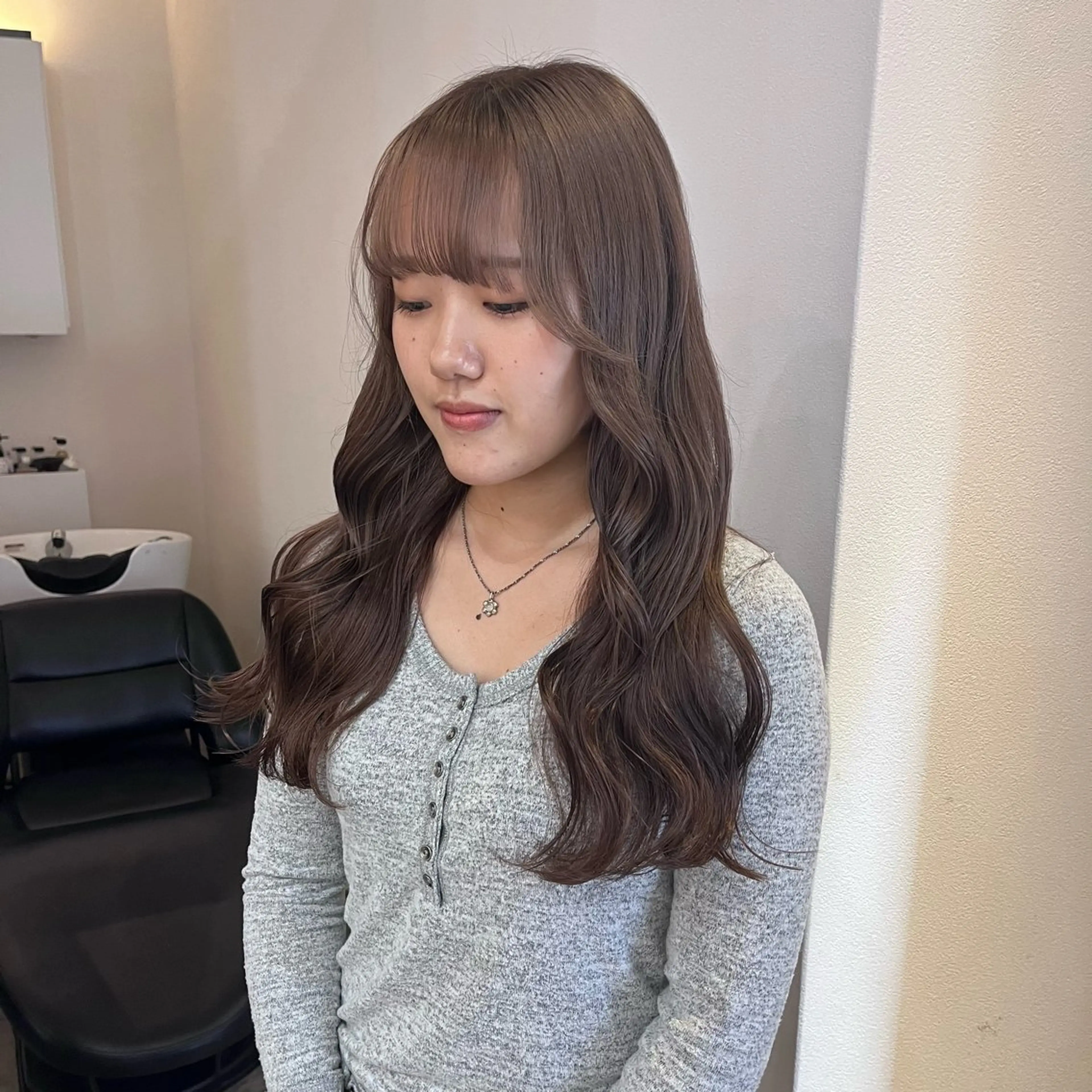 【🌸4月限定🌸】カット+ケアブリーチ+透明感カラー+3step高保湿トリートメント💫の写真