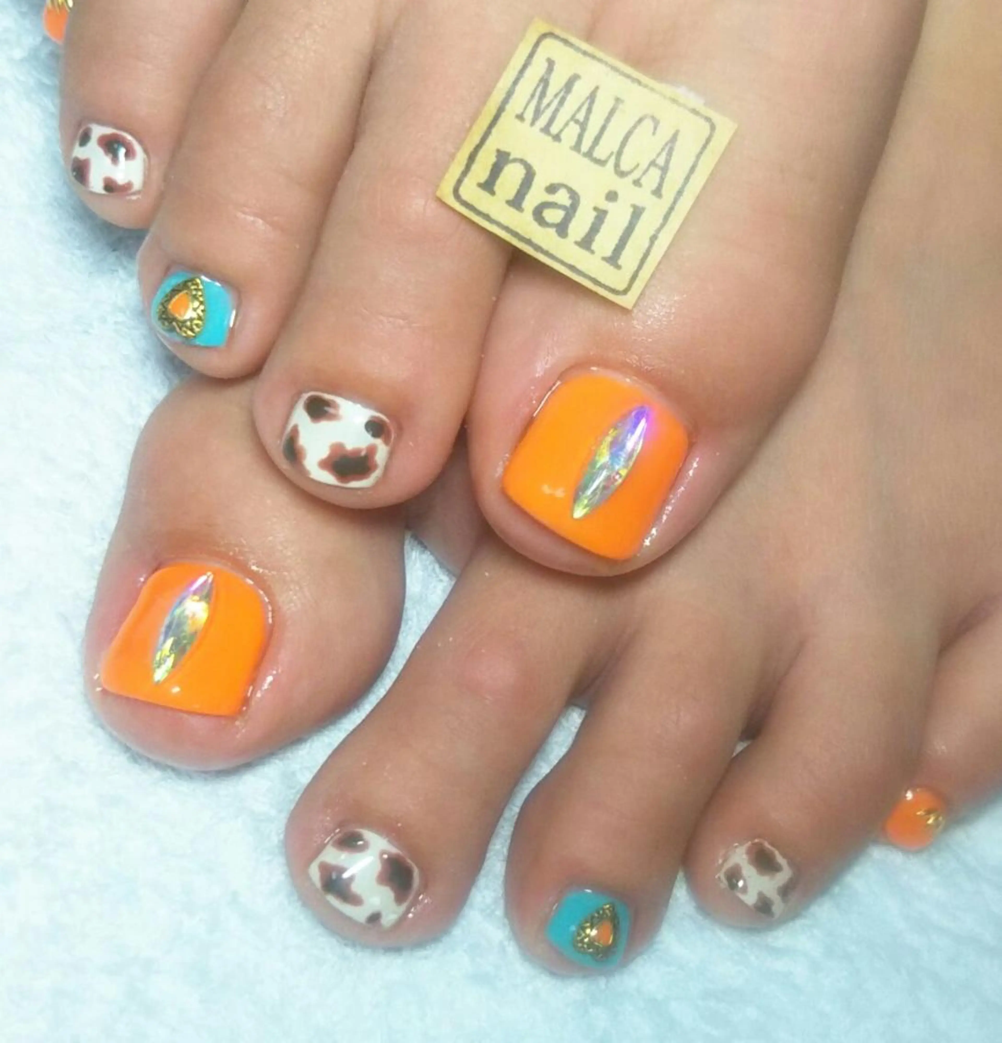 セミロング ヘアアレンジ パーマ ネイル キッズ マツエク・マツパ 荒木 莉奈のネイルデザイン