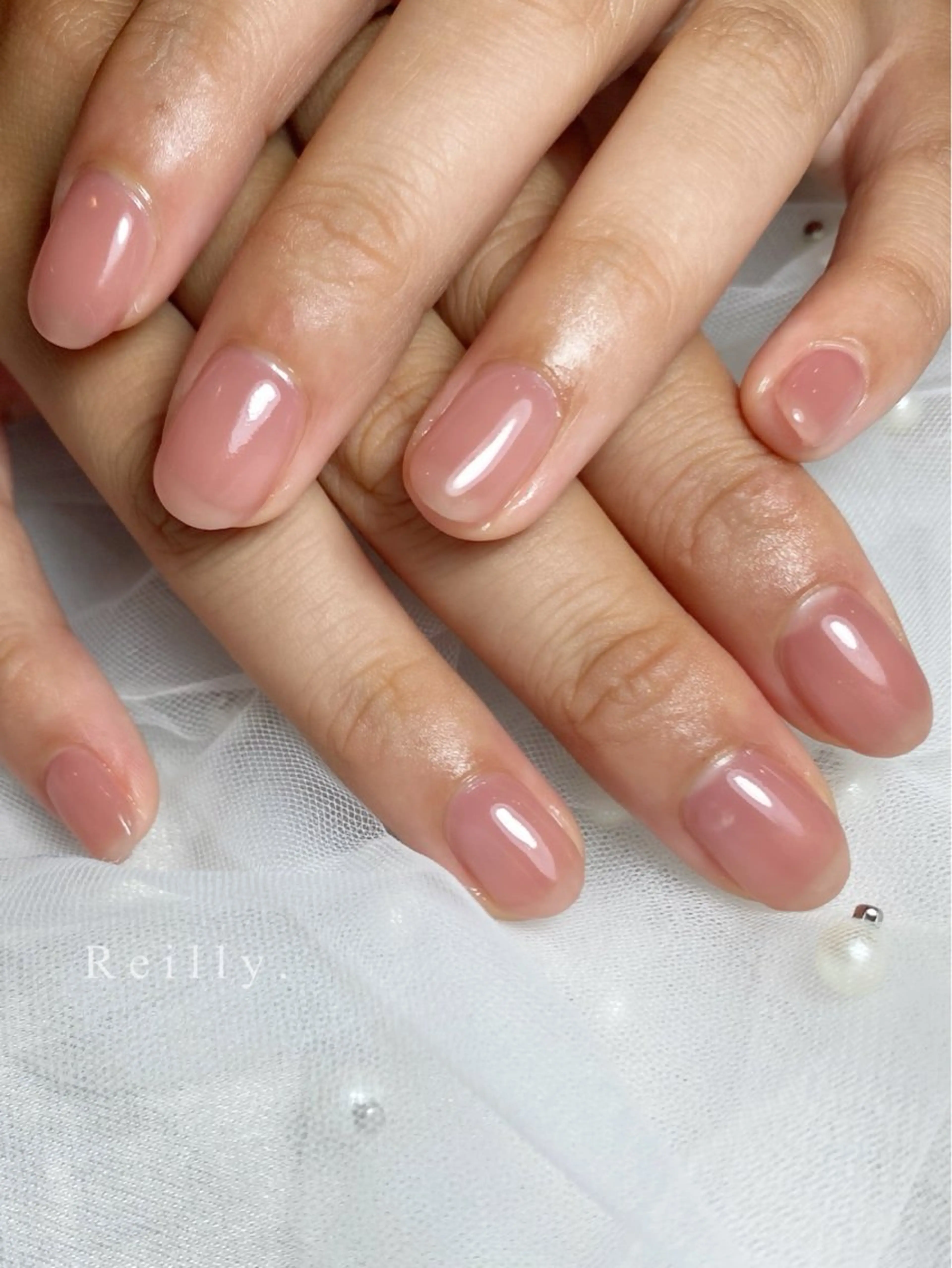 ネイル フラッシュネイル フレンチネイル ジェルネイル グラデーション ラメ(グリッター) Marina 《REILLY.》のネイルデザイン