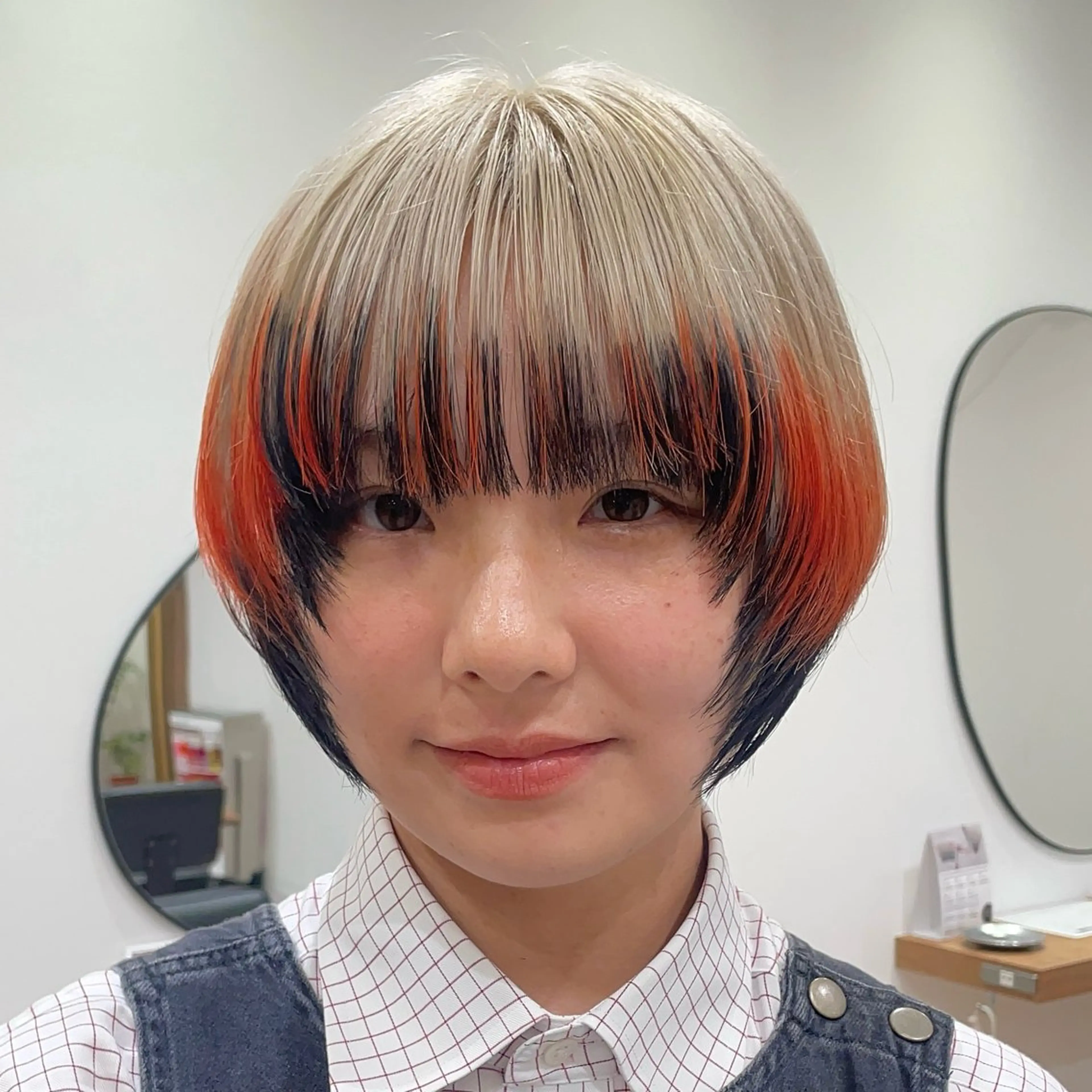 ショート カラー デザインカラー ショートヘア カット ヘアカラー トリートメント ブロンド、ベージュ✨ ボブカット🫧のヘアスタイル