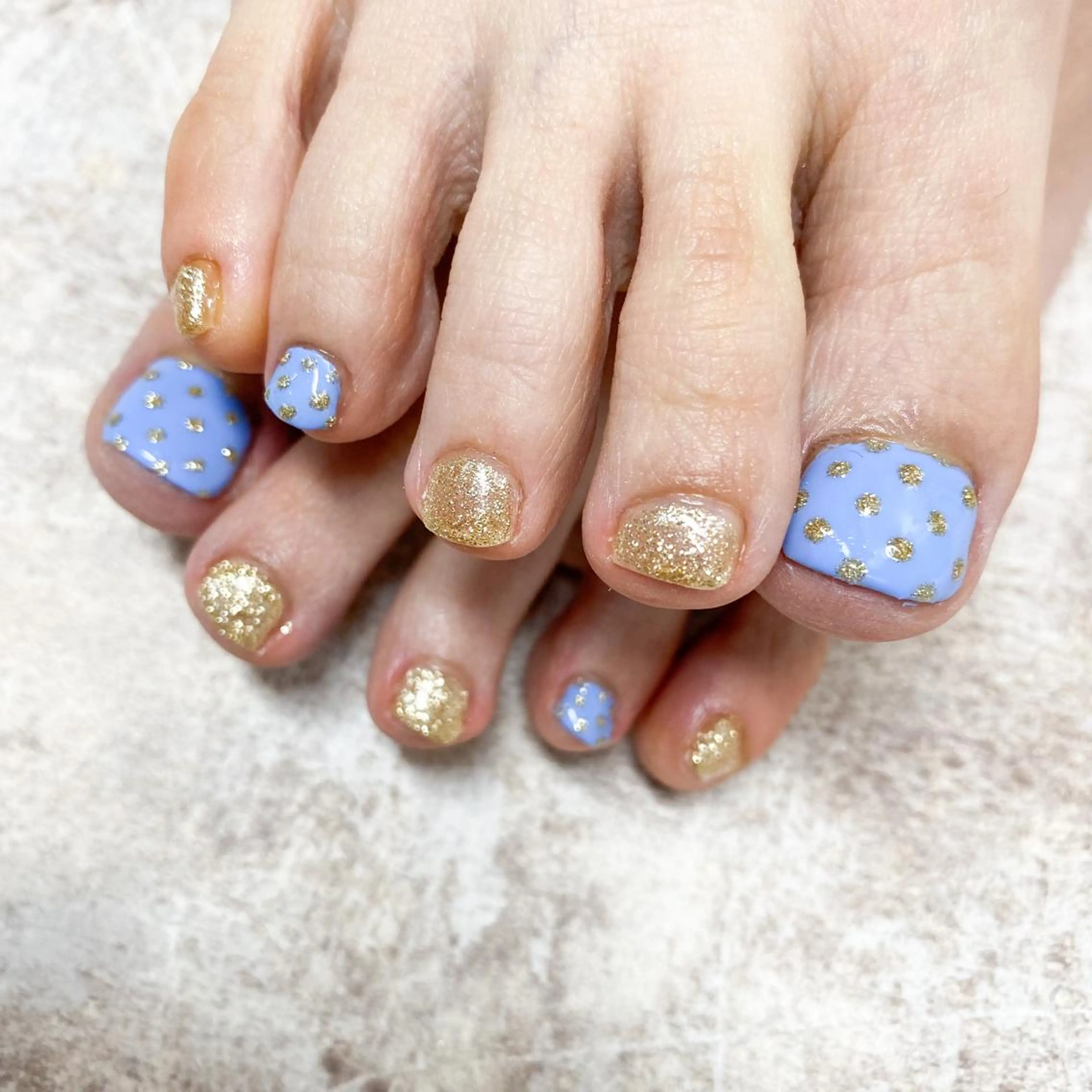 ネイル フットネイル ゴテゴテ💙ワンホン リオナのネイルデザイン