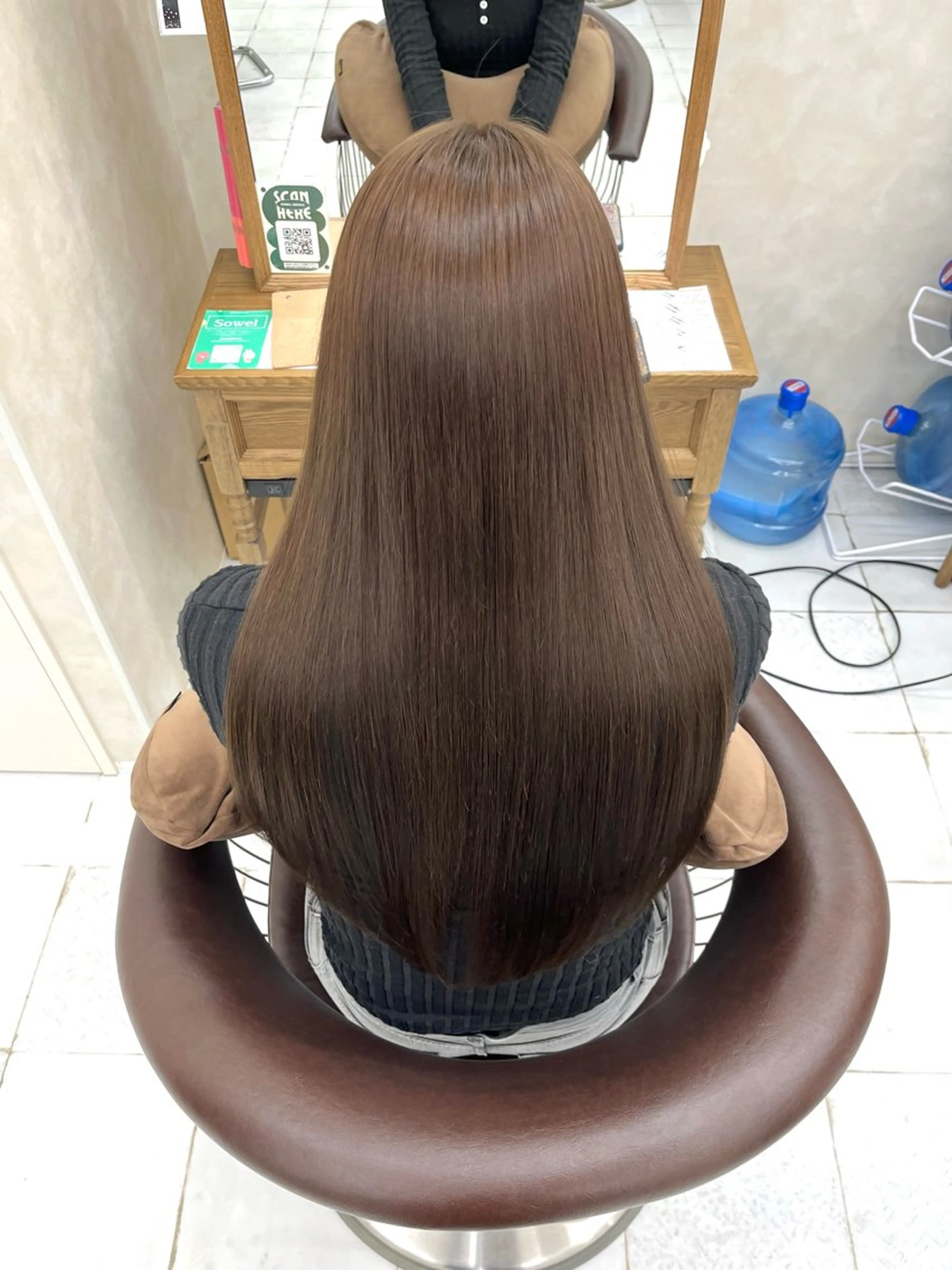 セミロング ヘアカラー 縮毛矯正💎/ 髪質改善ストレートのヘアスタイル