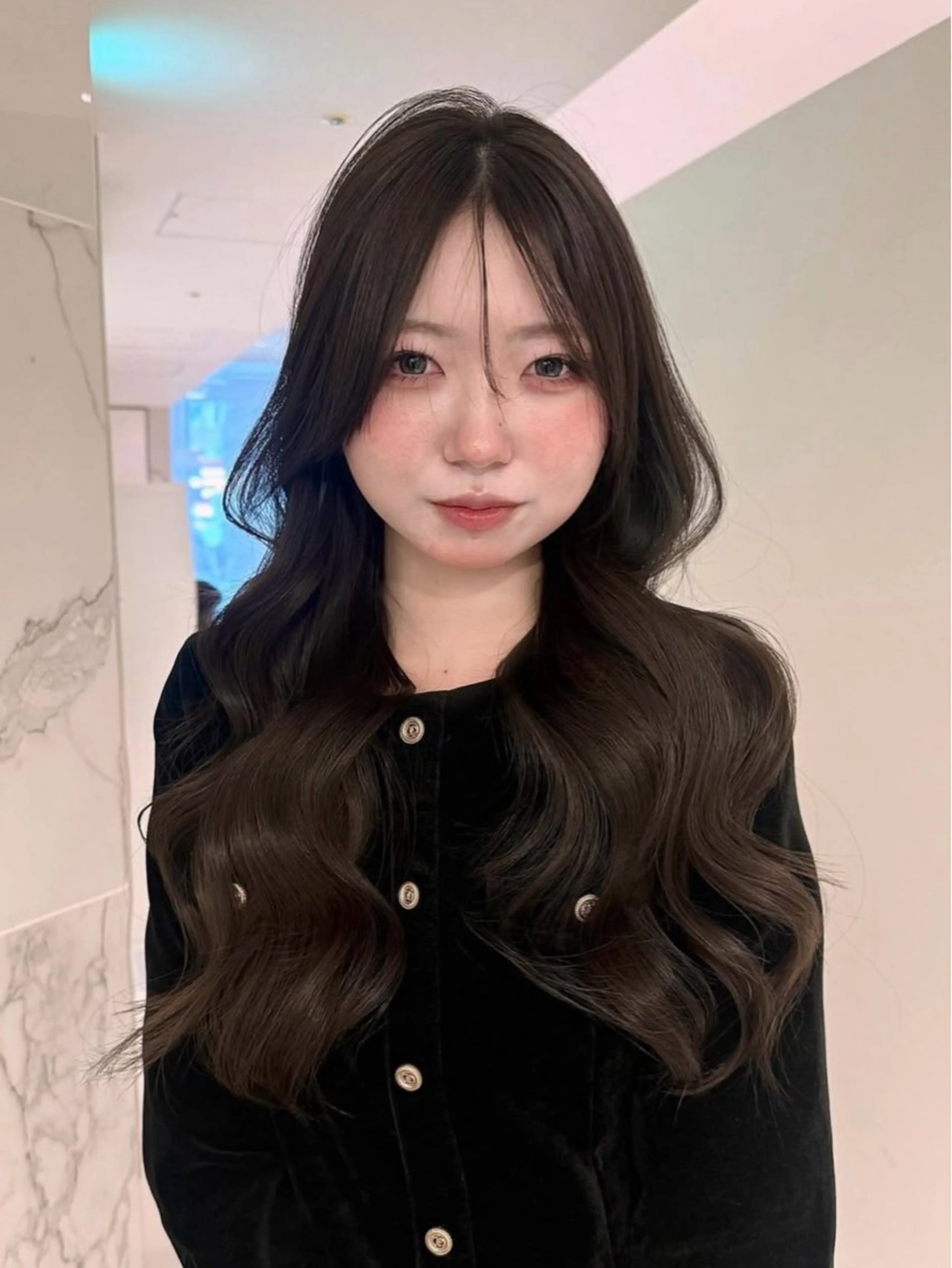 ロング レイヤーカット カット ヘアカラー 透明感カラーＷカラー 🫧/つばめのヘアスタイル