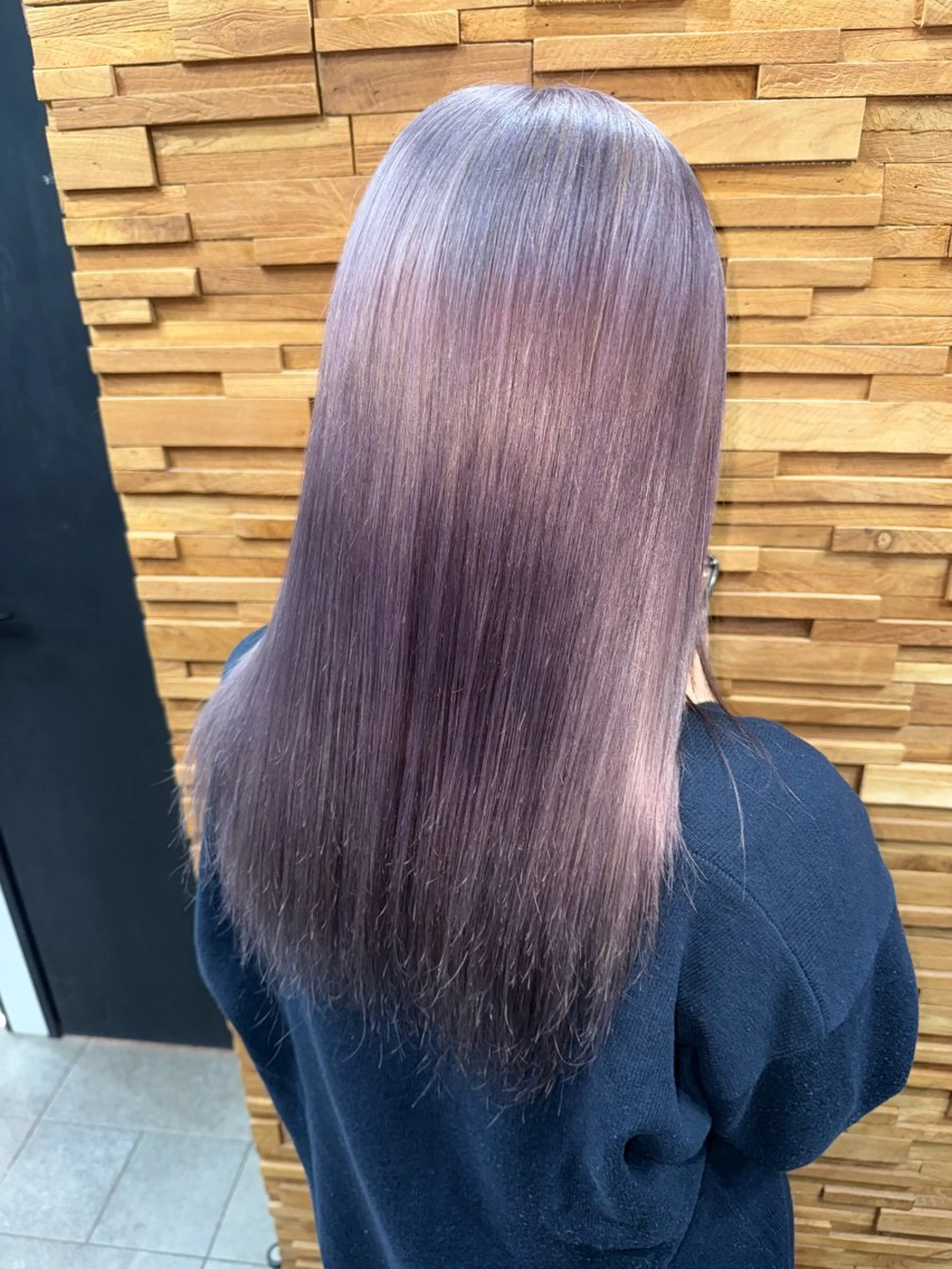 ロング カラー パープルカラー カット ヘアカラー 横浜/ケアブリーチ /人毛エクステのヘアスタイル