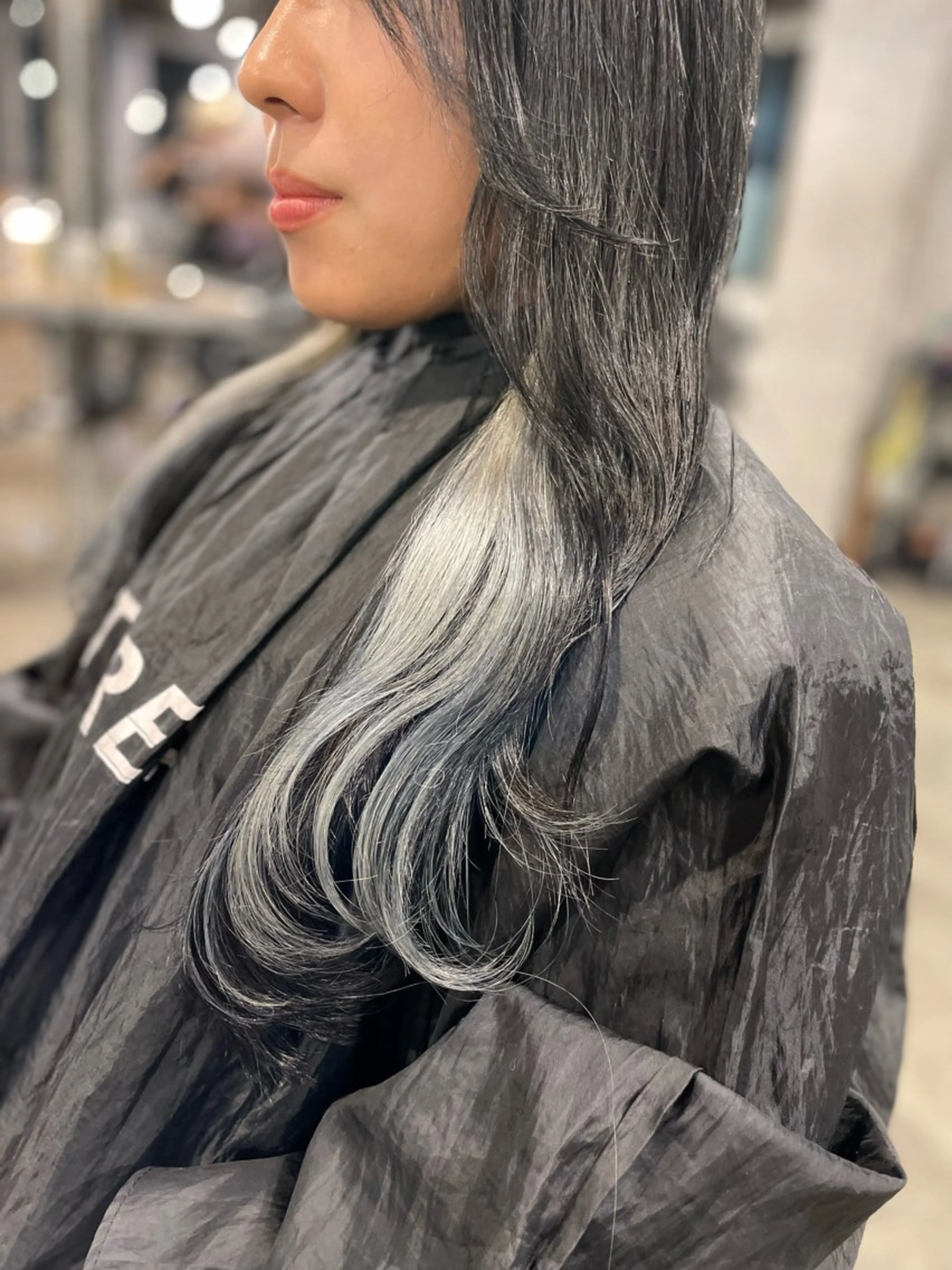 ミディアム カラー 艶髪/透明感🪽 DISCO🪽のヘアスタイル