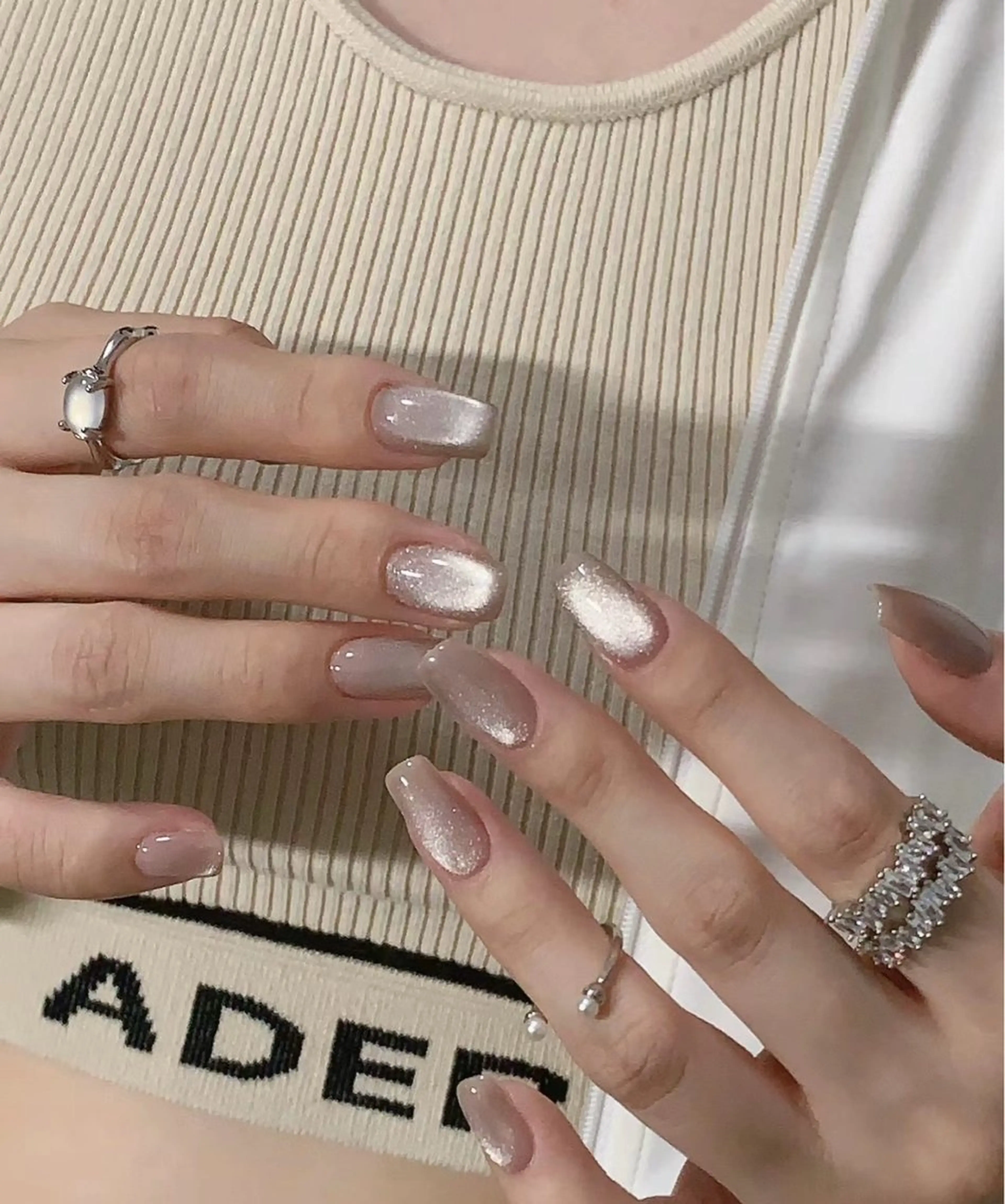 ミディアム めぐみのネイルサロン スタッフ練習のネイルデザイン