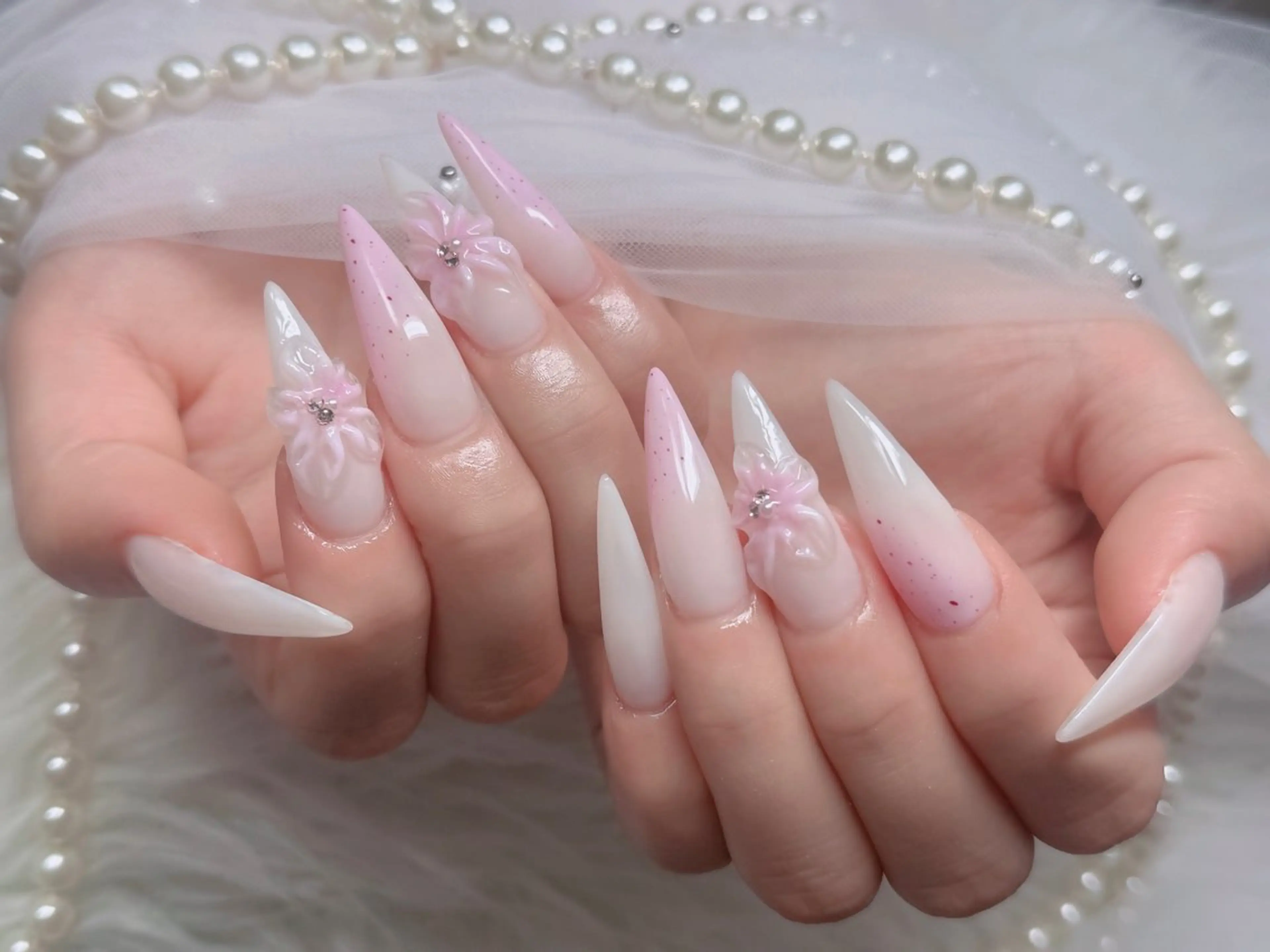 ネイル アートネイル ボルドー フレンチネイル ジェルネイル 氷ネイル・うるうるネイル ハンドネイル H.baby Nail Salonのネイルデザイン
