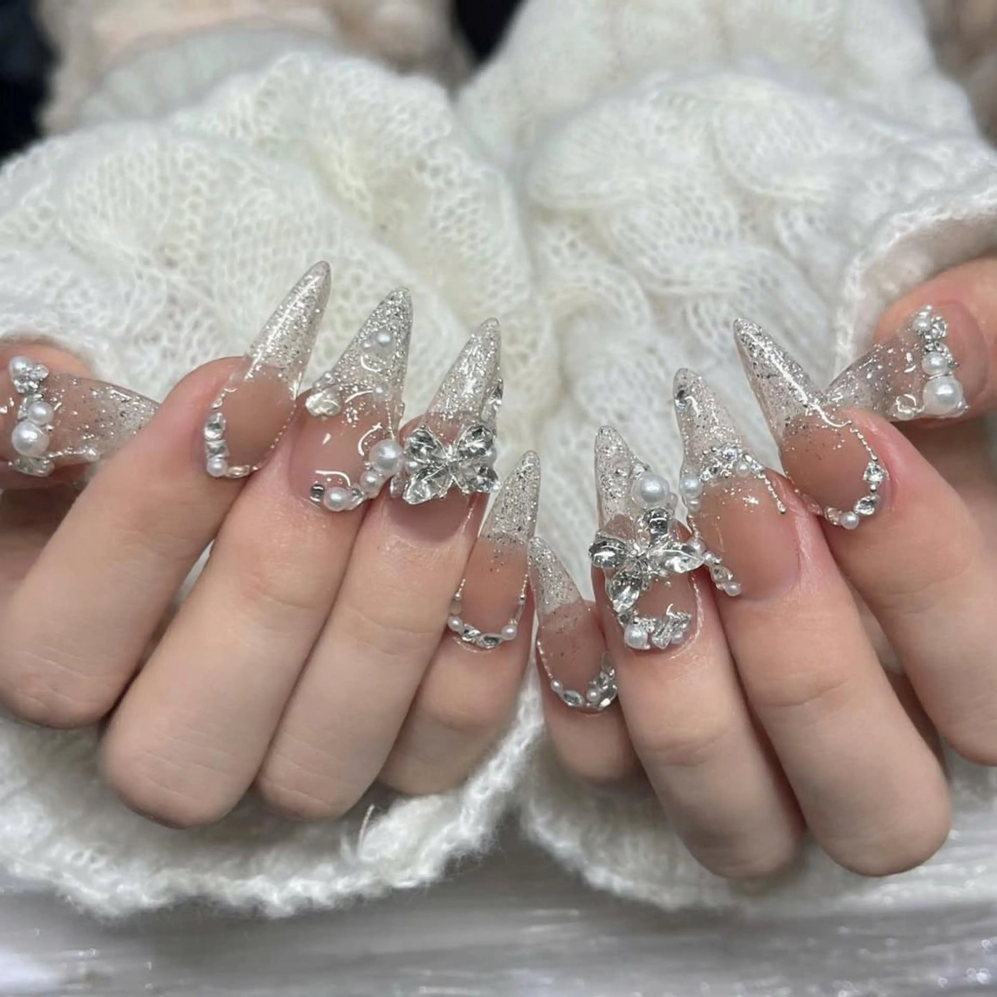 ネイル チークネイル フレンチネイル グラデーション キラキラネイル 韓国ネイル Minette nailHuongのネイルデザイン