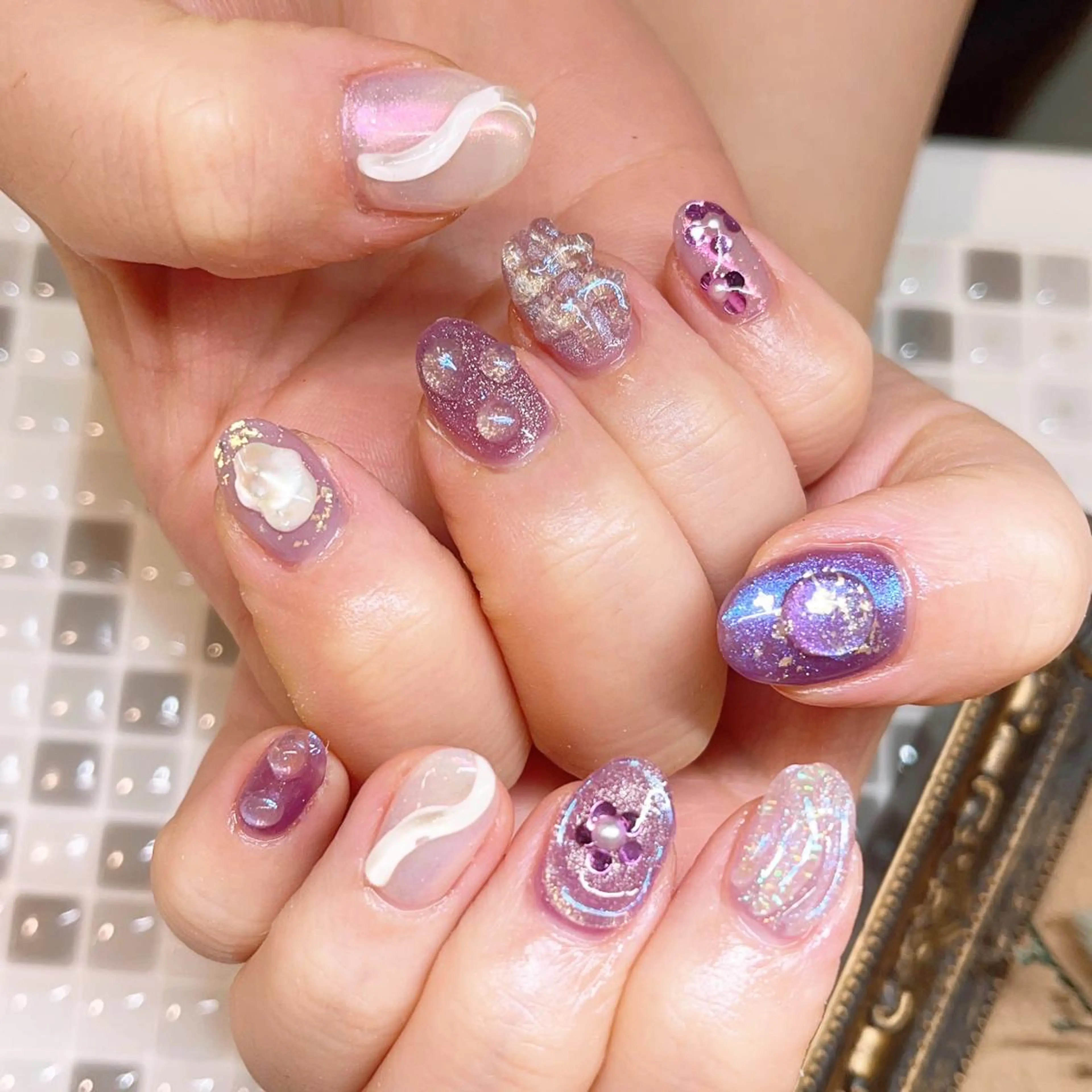 ネイル アートネイル パープル nailist yuiのネイルデザイン