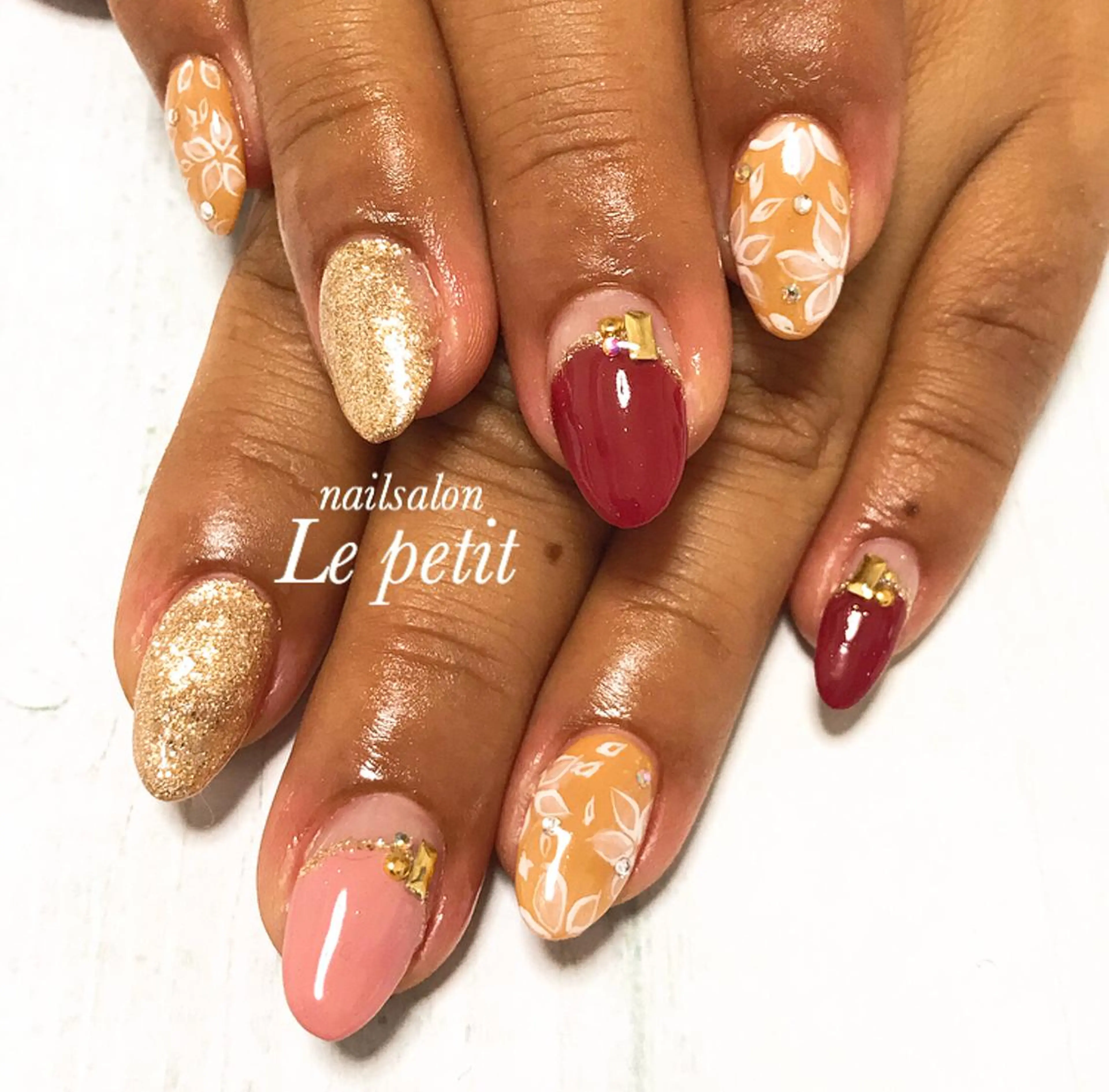 ネイル 石野 広佳のネイルデザイン