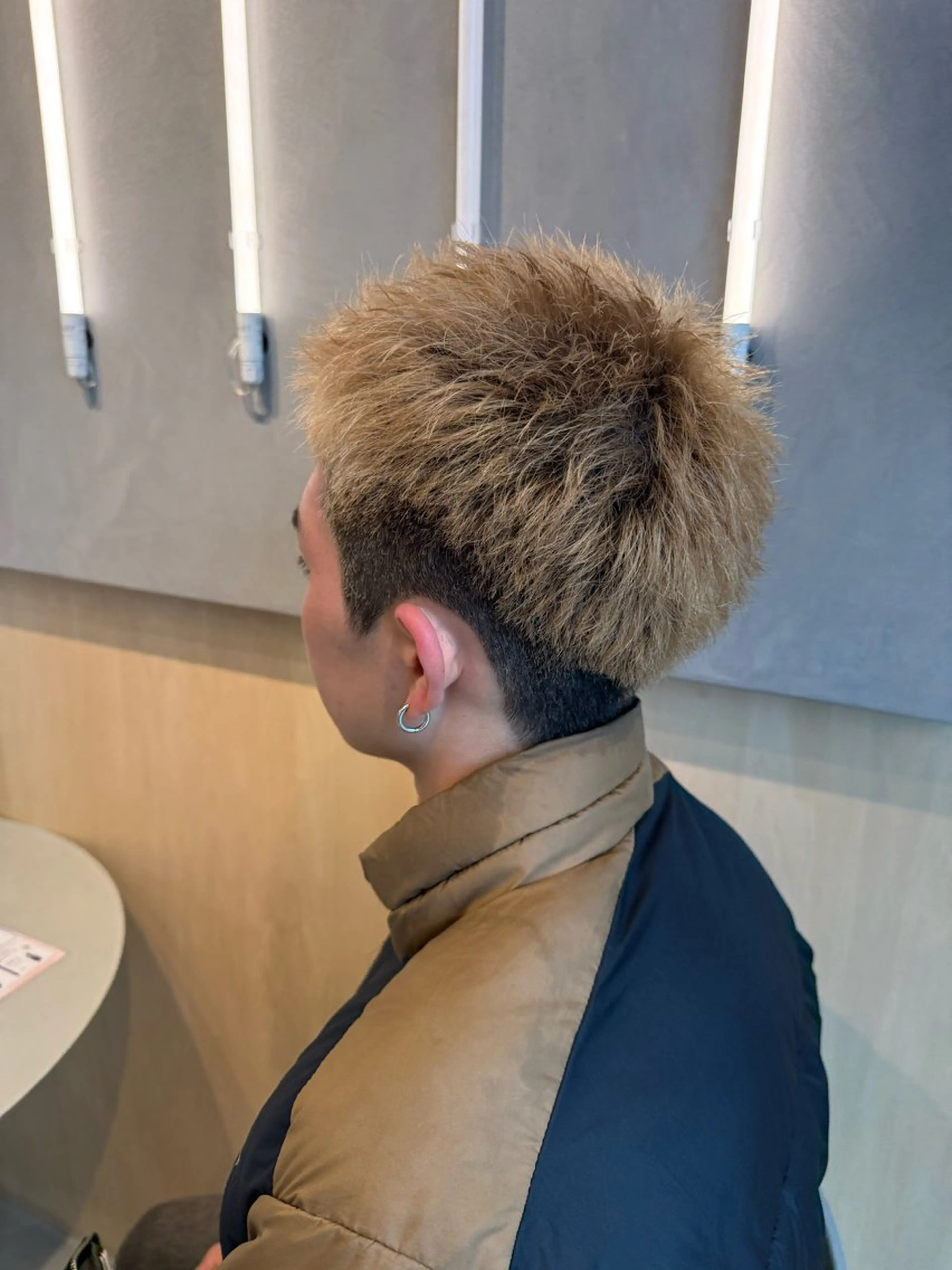 【メンズ限定/学生限定】カット+ブリーチありダブルカラー+クイックTR¥11000の写真