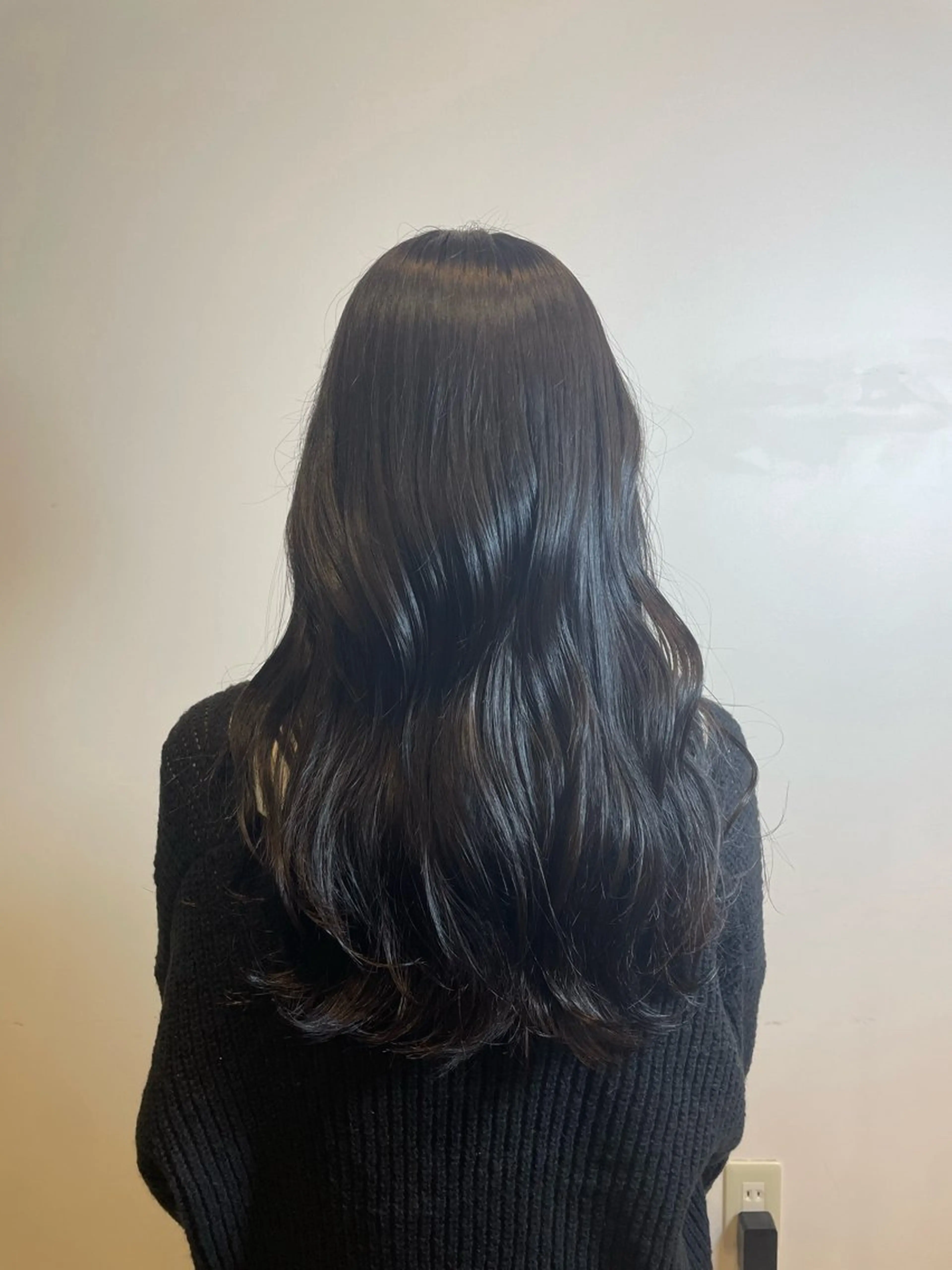 セミロング カラー 透明感カラー 伊藤 未夢のヘアスタイル