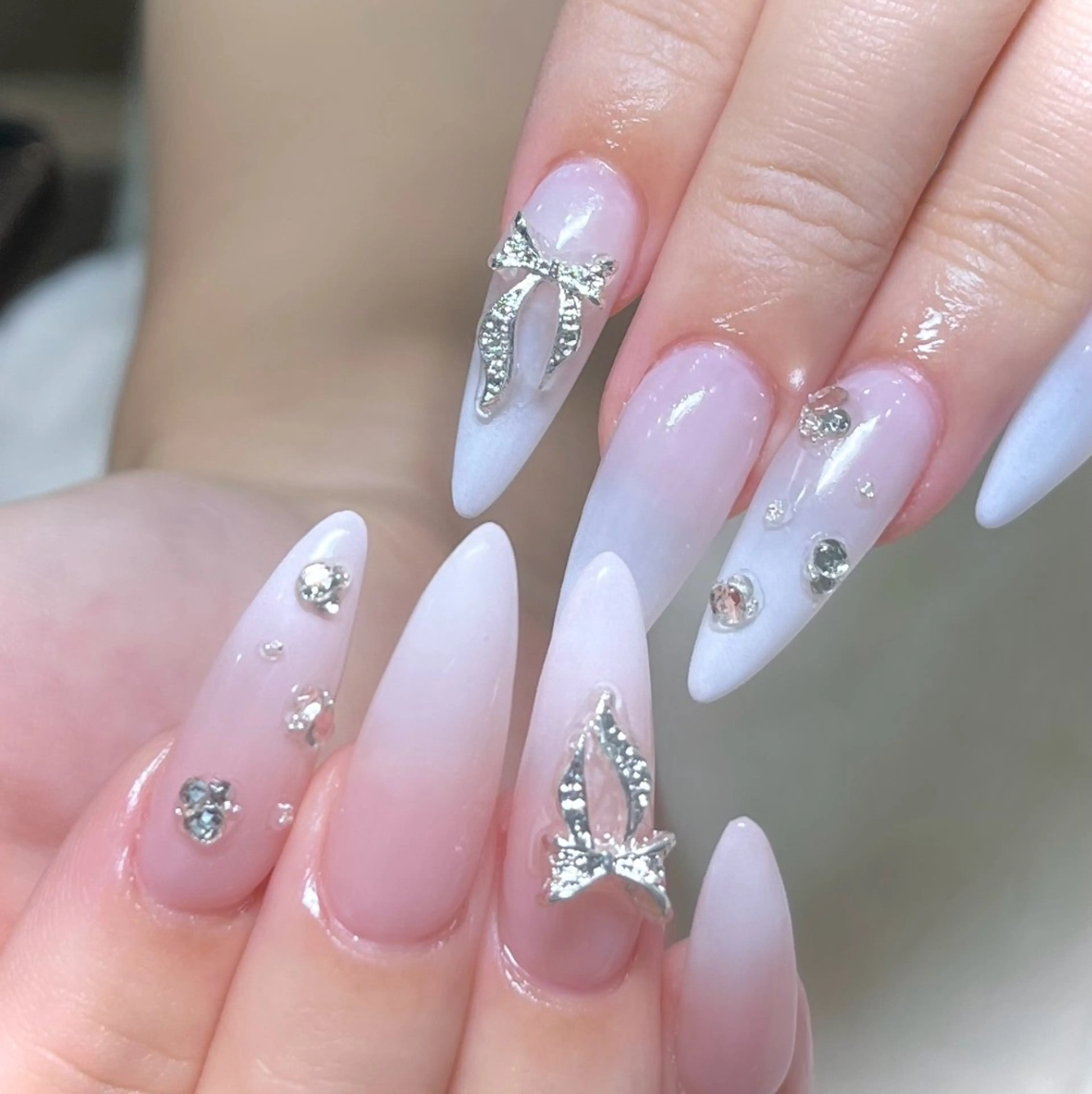 ネイル ハンドネイル METORO NAILのネイルデザイン