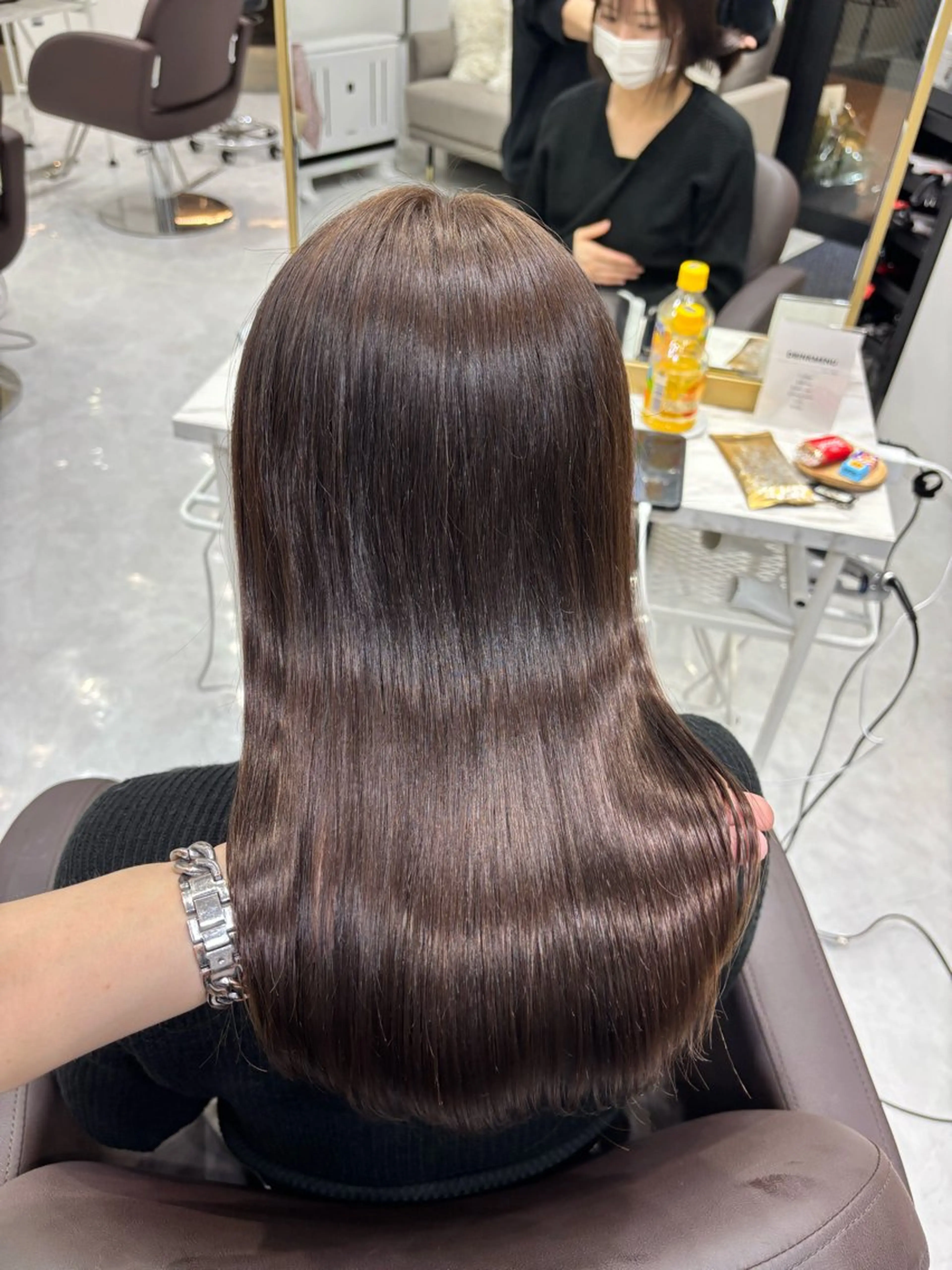ロング ヘアカラー トリートメント ヘッドスパ ヘアセット 🪞透明感カラー🫧 縮毛矯正🥇かずきのヘアスタイル
