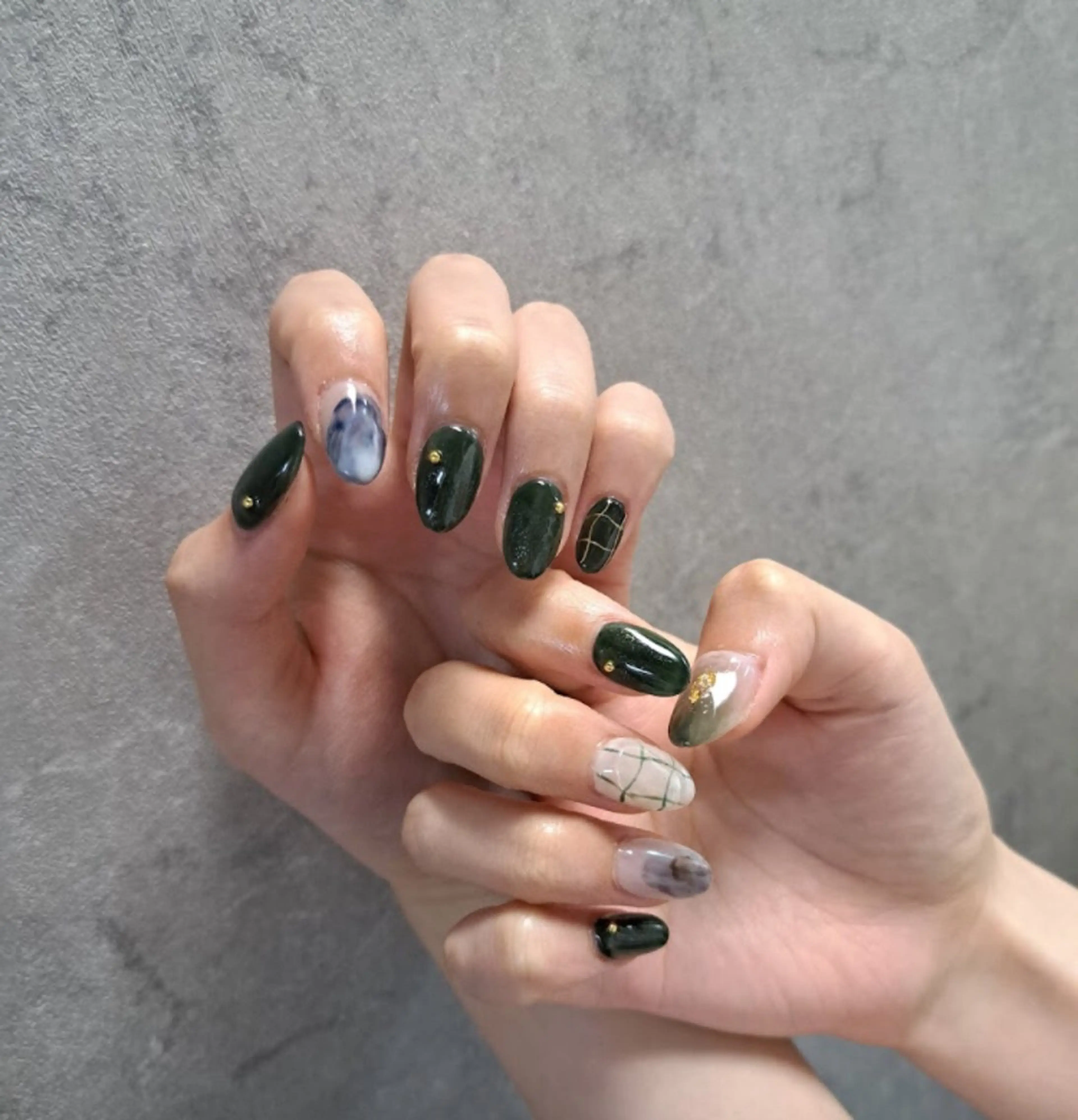ネイル アートネイル ジェルネイル ニュアンスネイル スカルプネイル nailstudio eviz新宿店のネイルデザイン