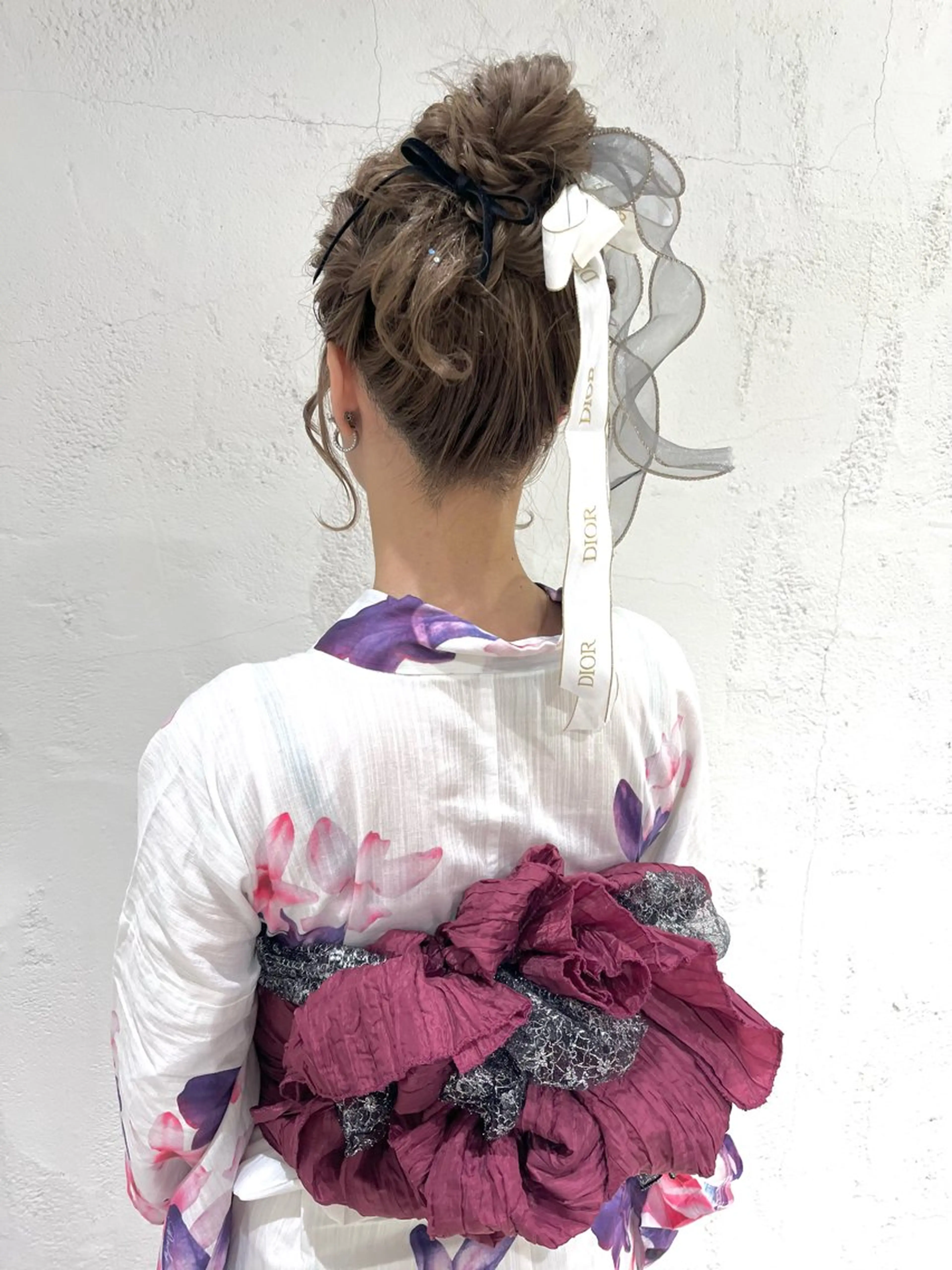 セミロング ヘアアレンジ お団子ヘア 浴衣 透明感カラー/ 髪質改善/レイヤーのヘアスタイル