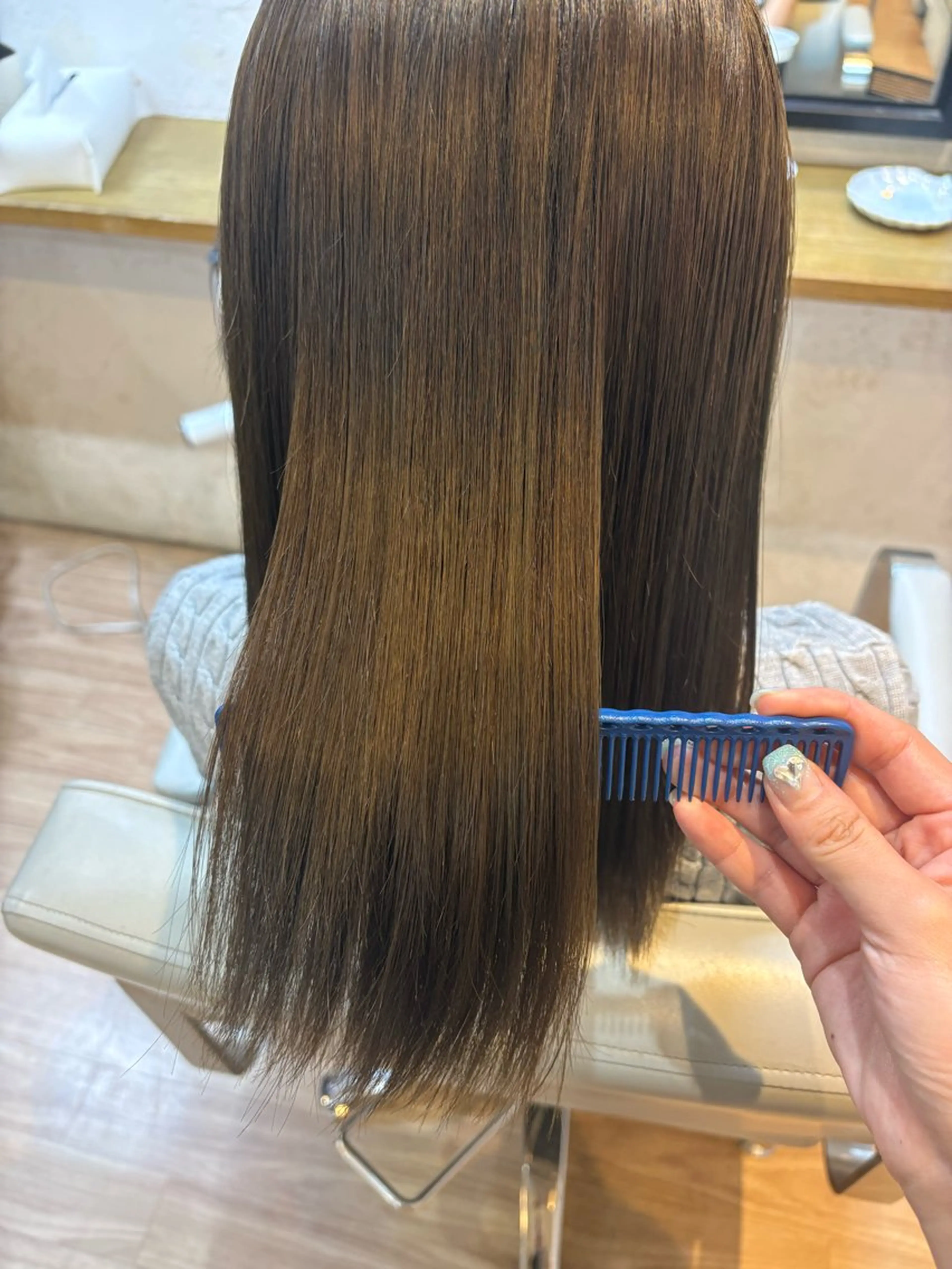 セミロング ヘアカラー トリートメント 韓国ヘアー🇰🇷 MIWAのヘアスタイル