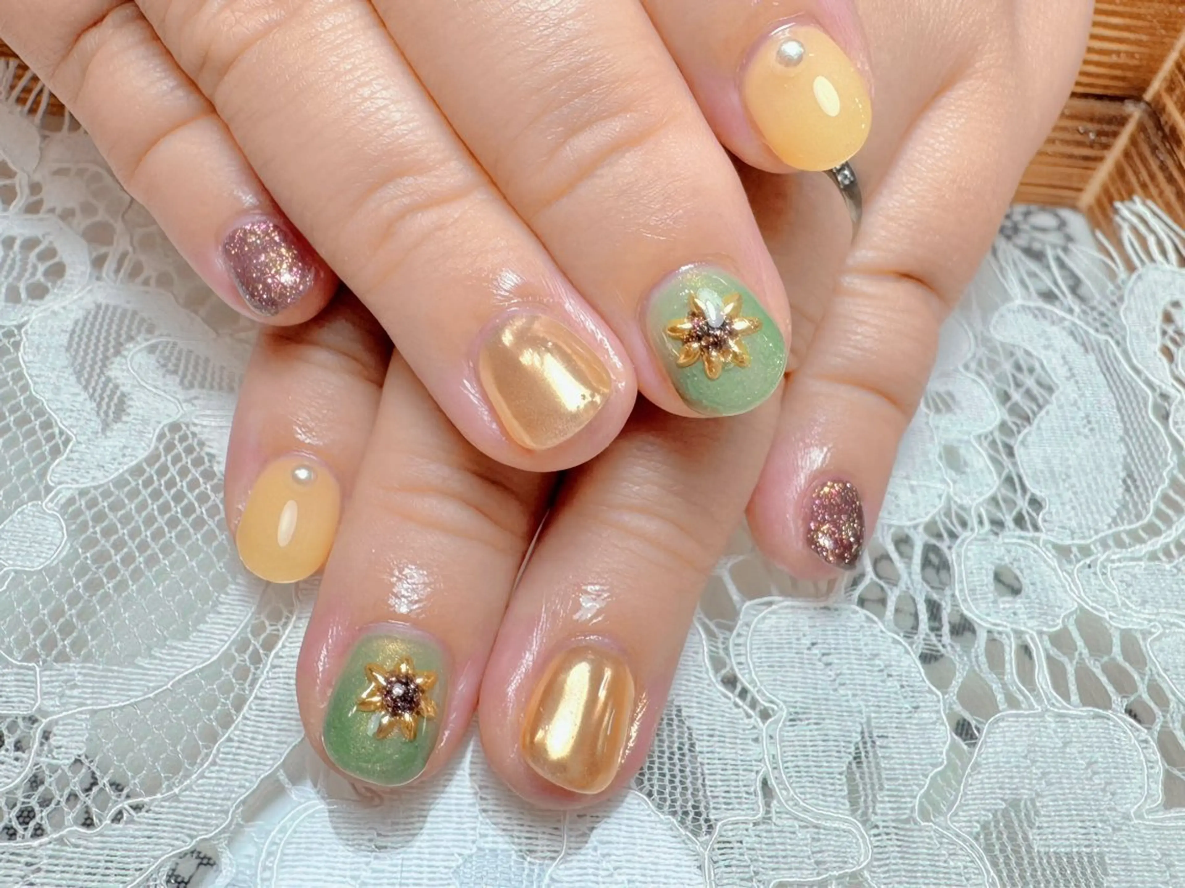 ネイル マジック ミラーのネイルデザイン