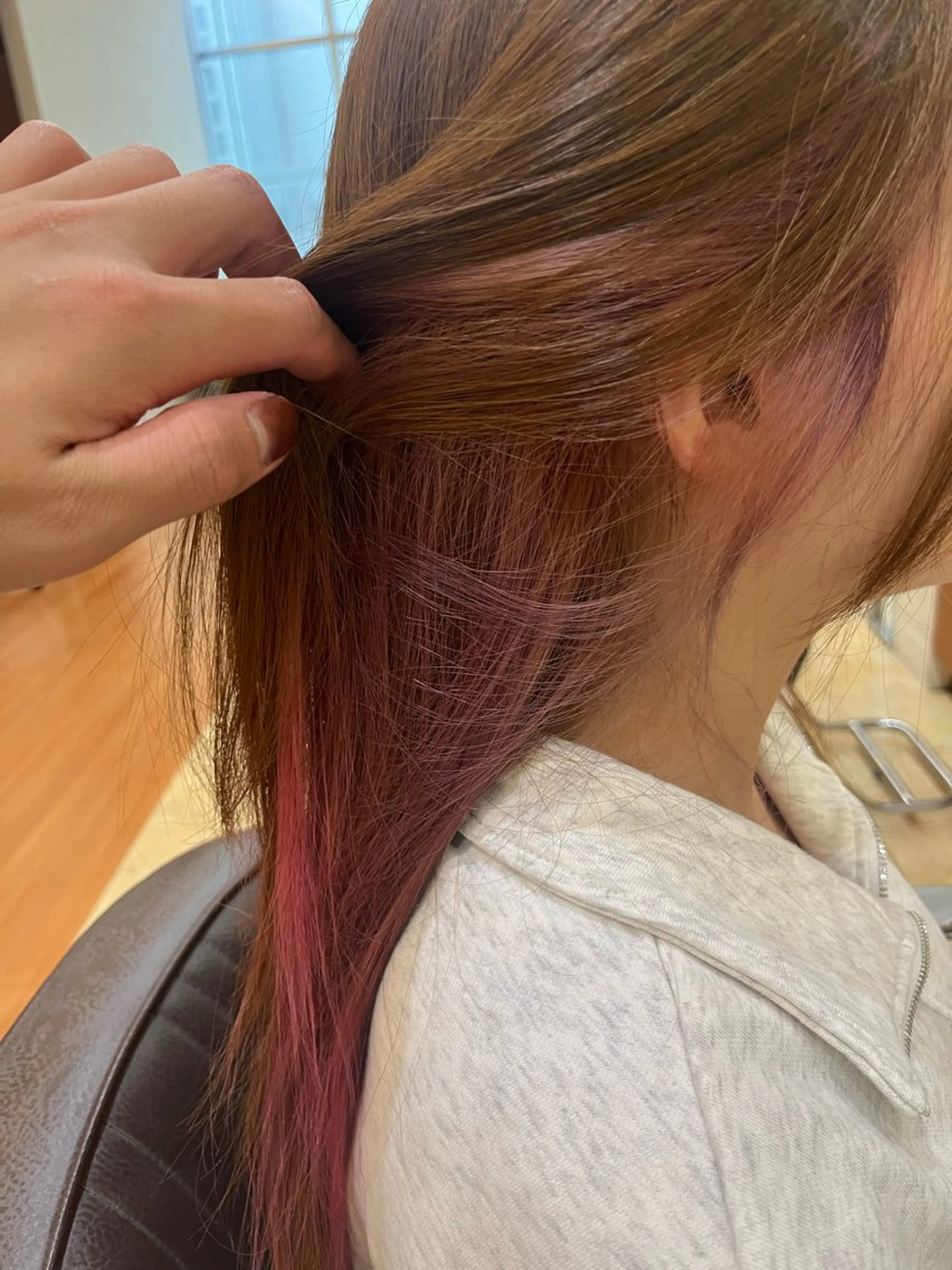 ロング カラー 小栗 柊翔のヘアスタイル