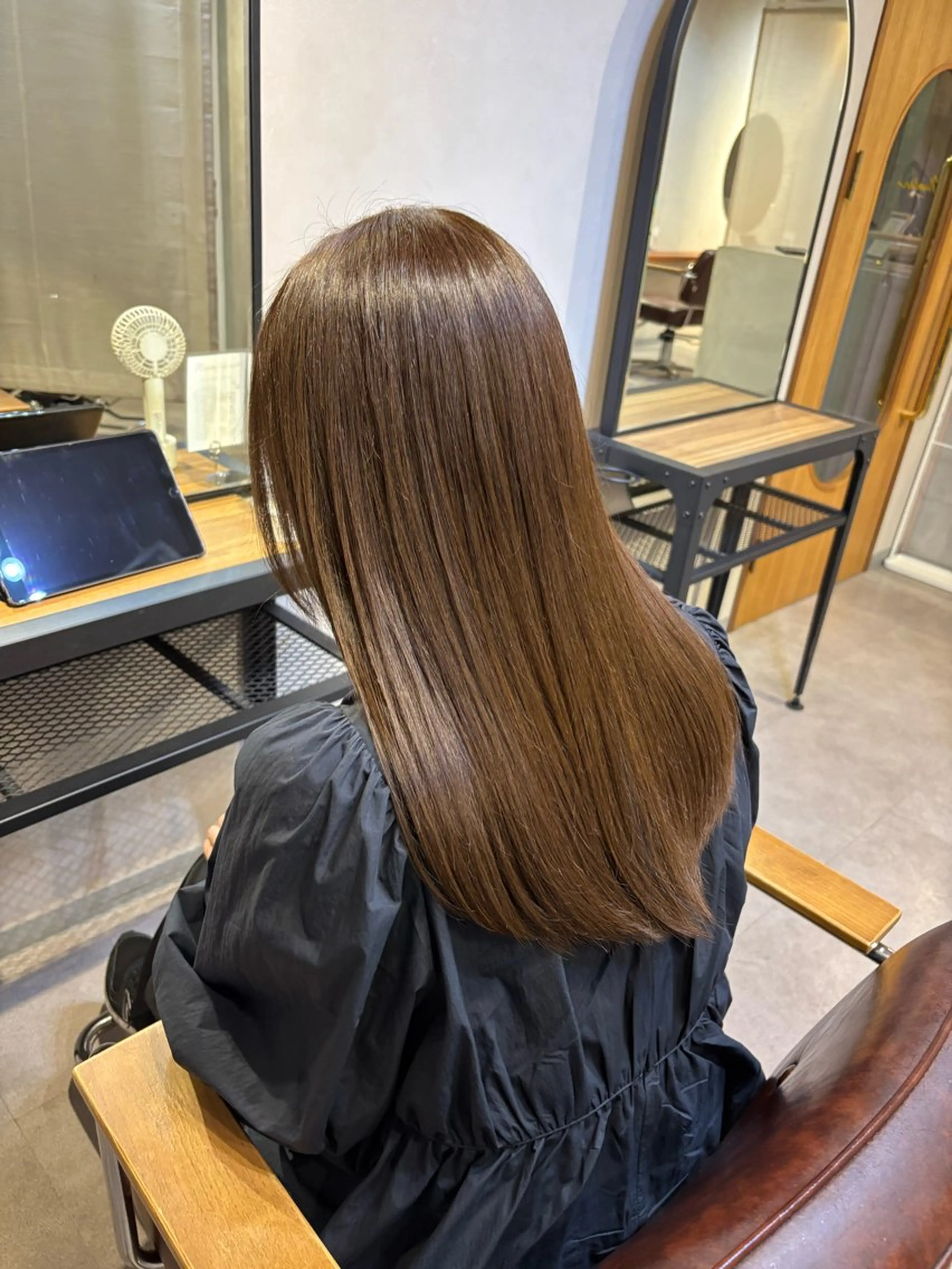 セミロング 縮毛矯正 トリートメント 野口 咲愛のヘアスタイル