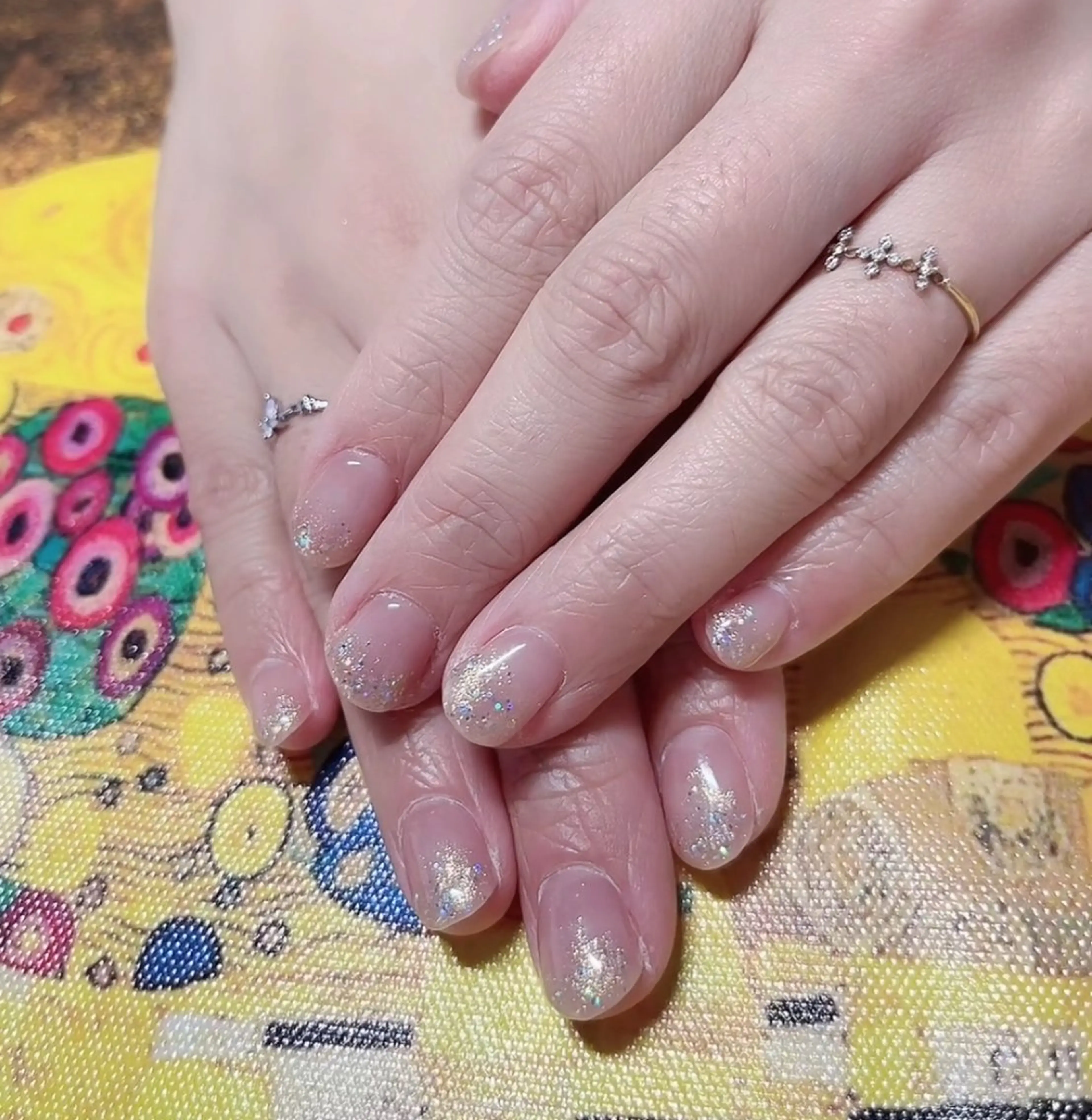 ネイル ハンドネイル MoonNail ユリ🌸のネイルデザイン