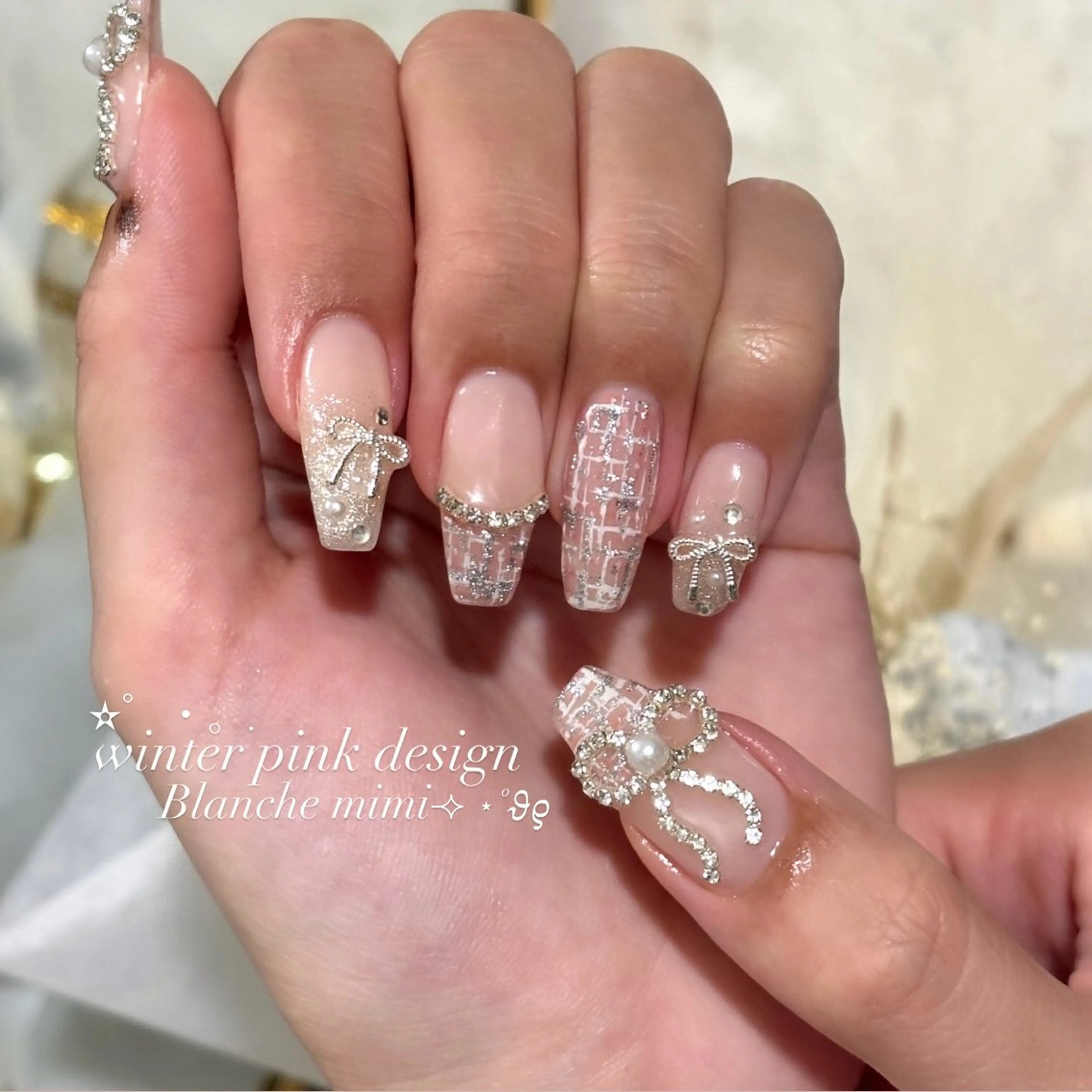 ネイル ハンドネイル Blanche mimi.u_aのネイルデザイン