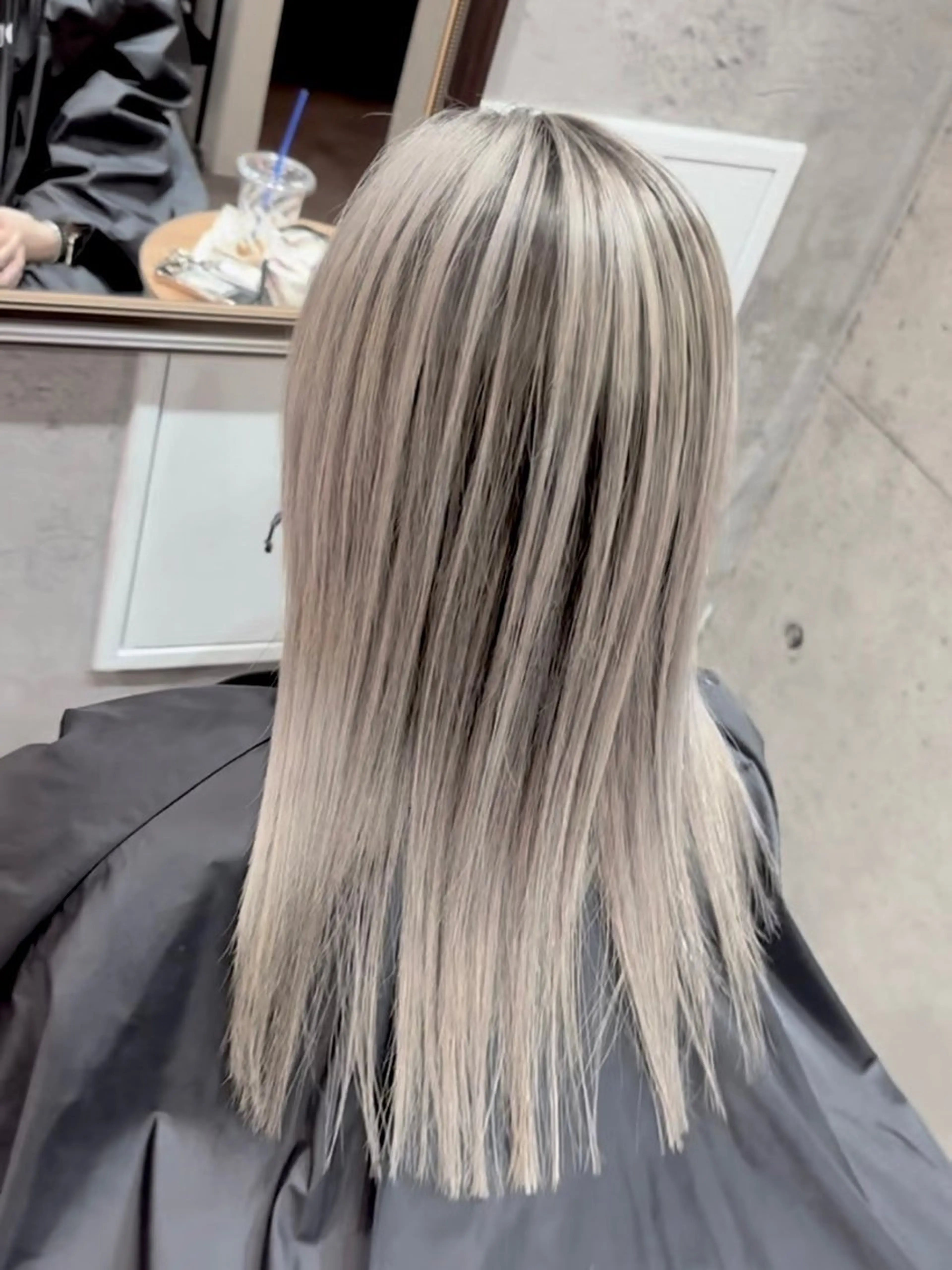 カラー ハイトーン✨ブリーチ ✨高田めぐみのヘアスタイル