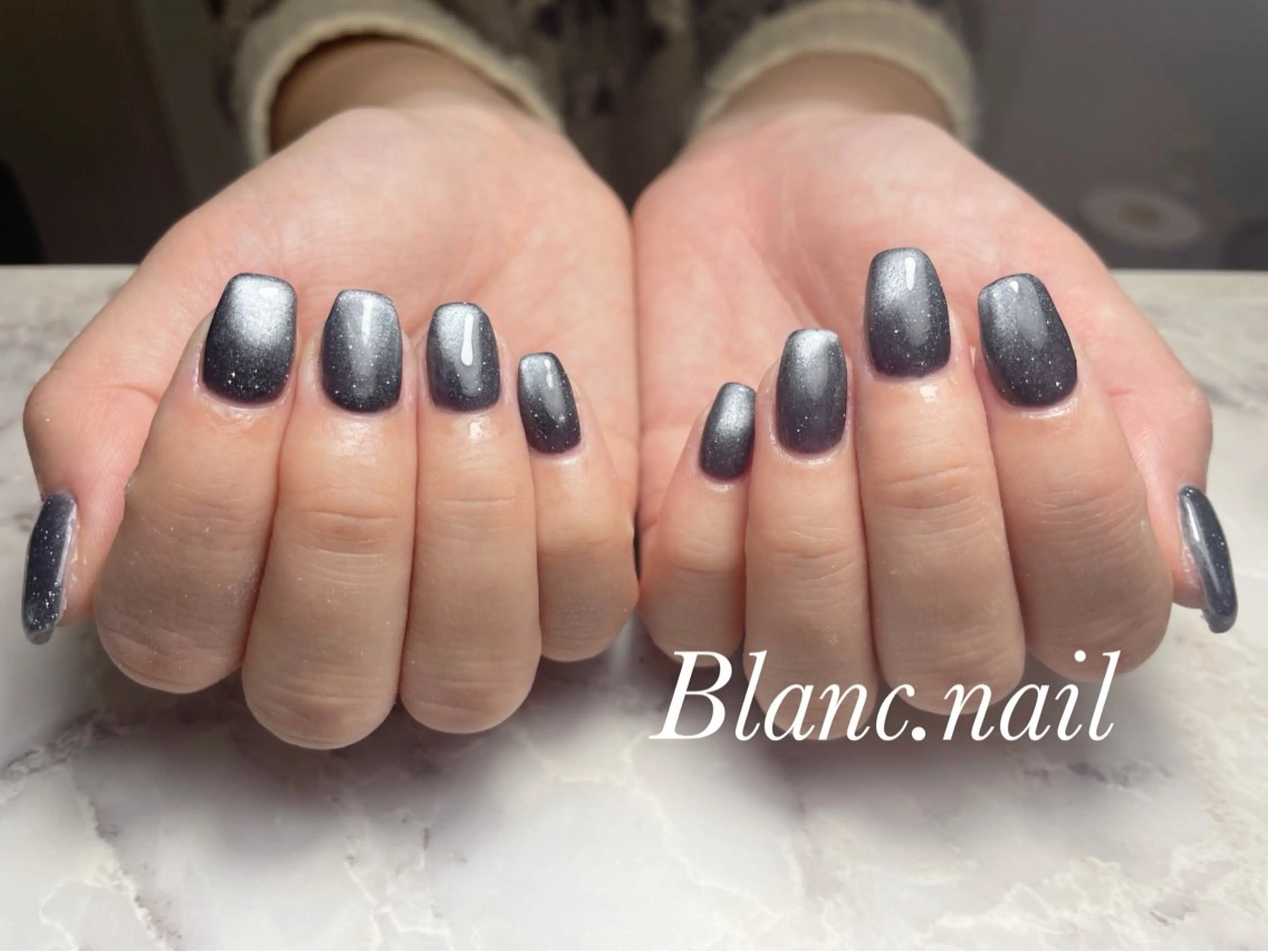 ネイル フラッシュネイル フラッシュマグ ジェルネイル マグネットネイル ニュアンスネイル ハンドネイル BLANC.nail yuuのネイルデザイン