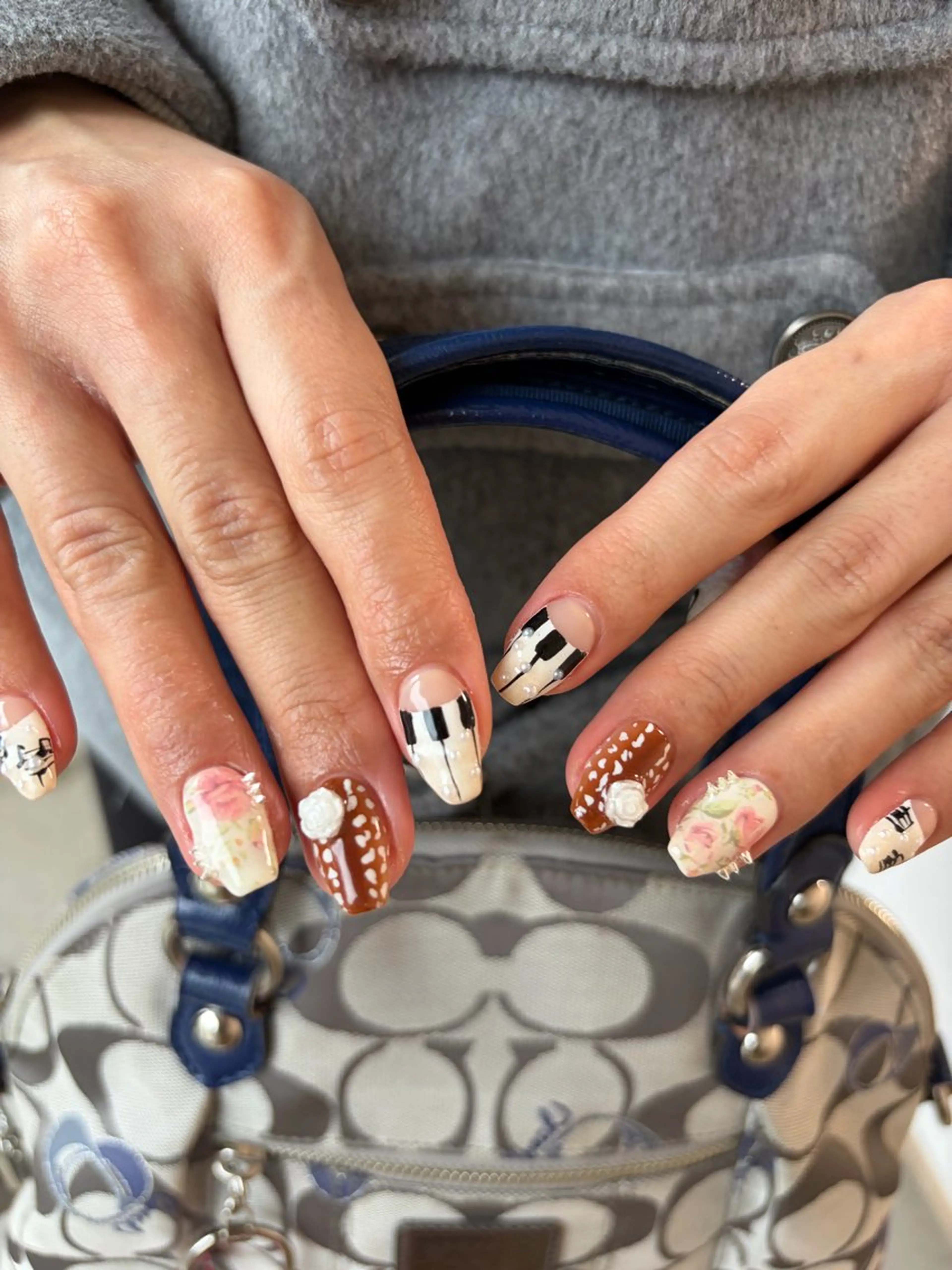 ネイル 持ち込み elen南越谷 Rina𖥔⋱のネイルデザイン