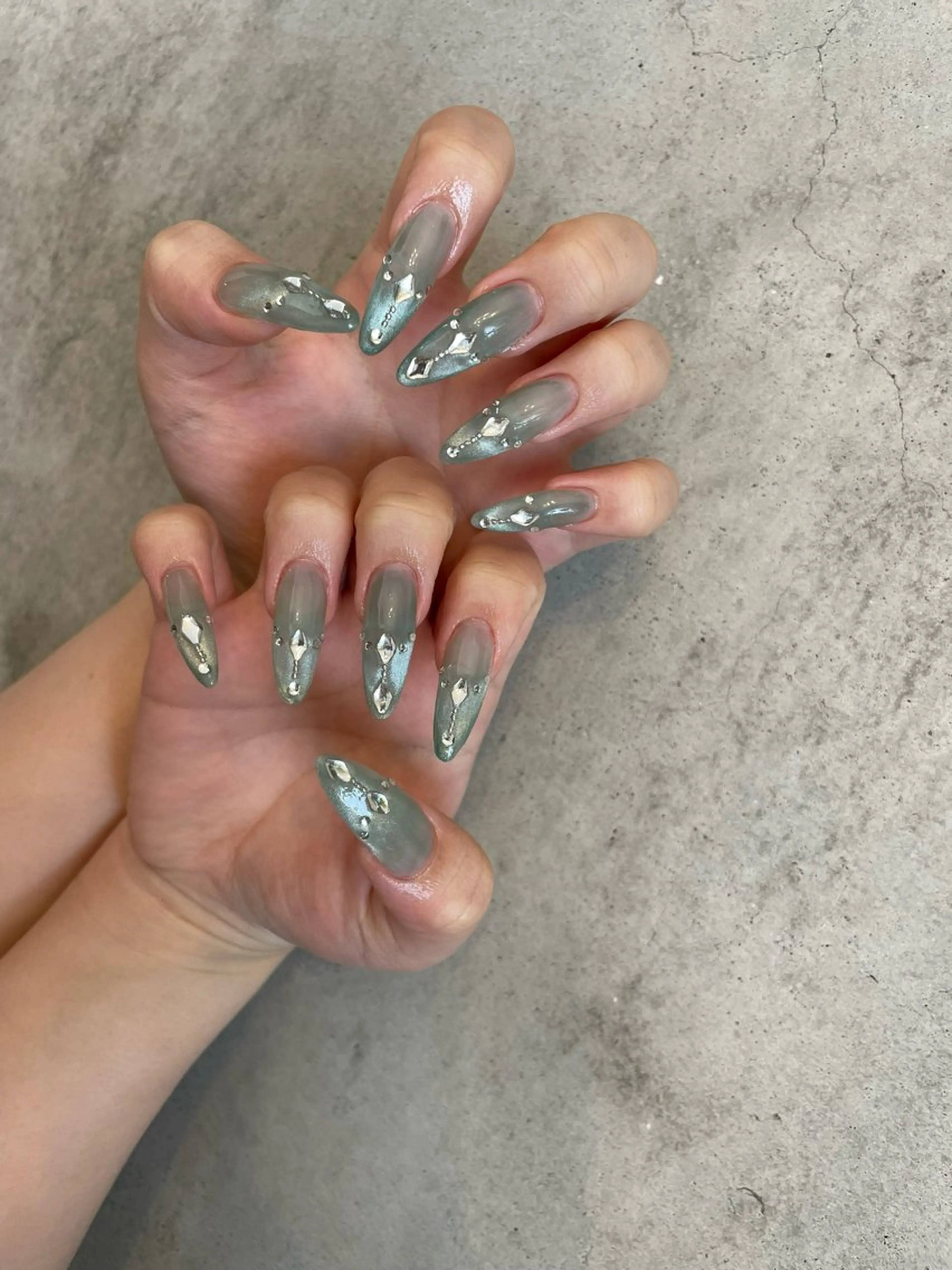 ネイル _6.cca所属・ayaka .のネイルデザイン