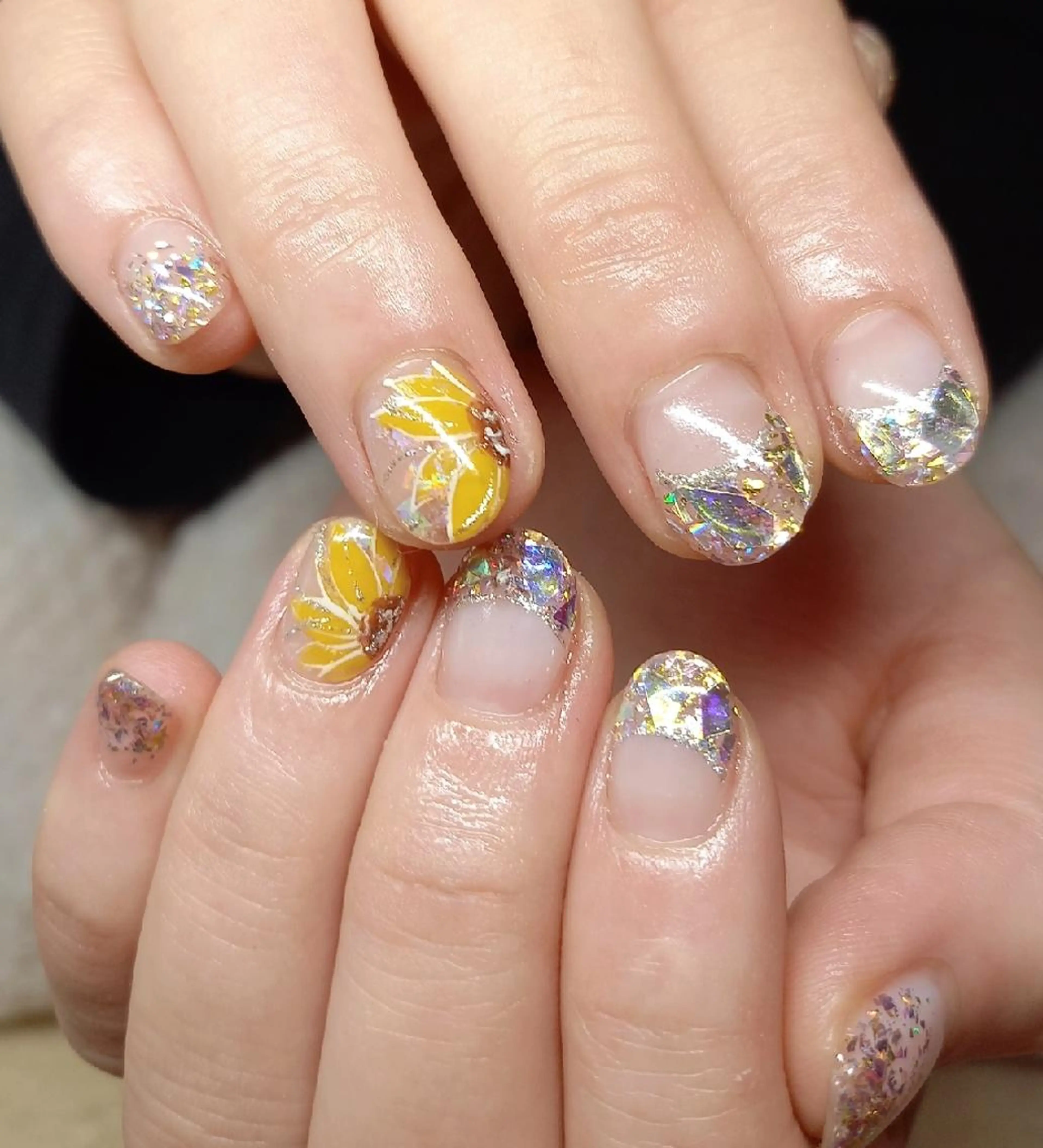 ネイル オーロラネイル フレンチネイル ガラスフレンチ キラキラネイル ショートネイル Mirei NAIL 金児のネイルデザイン