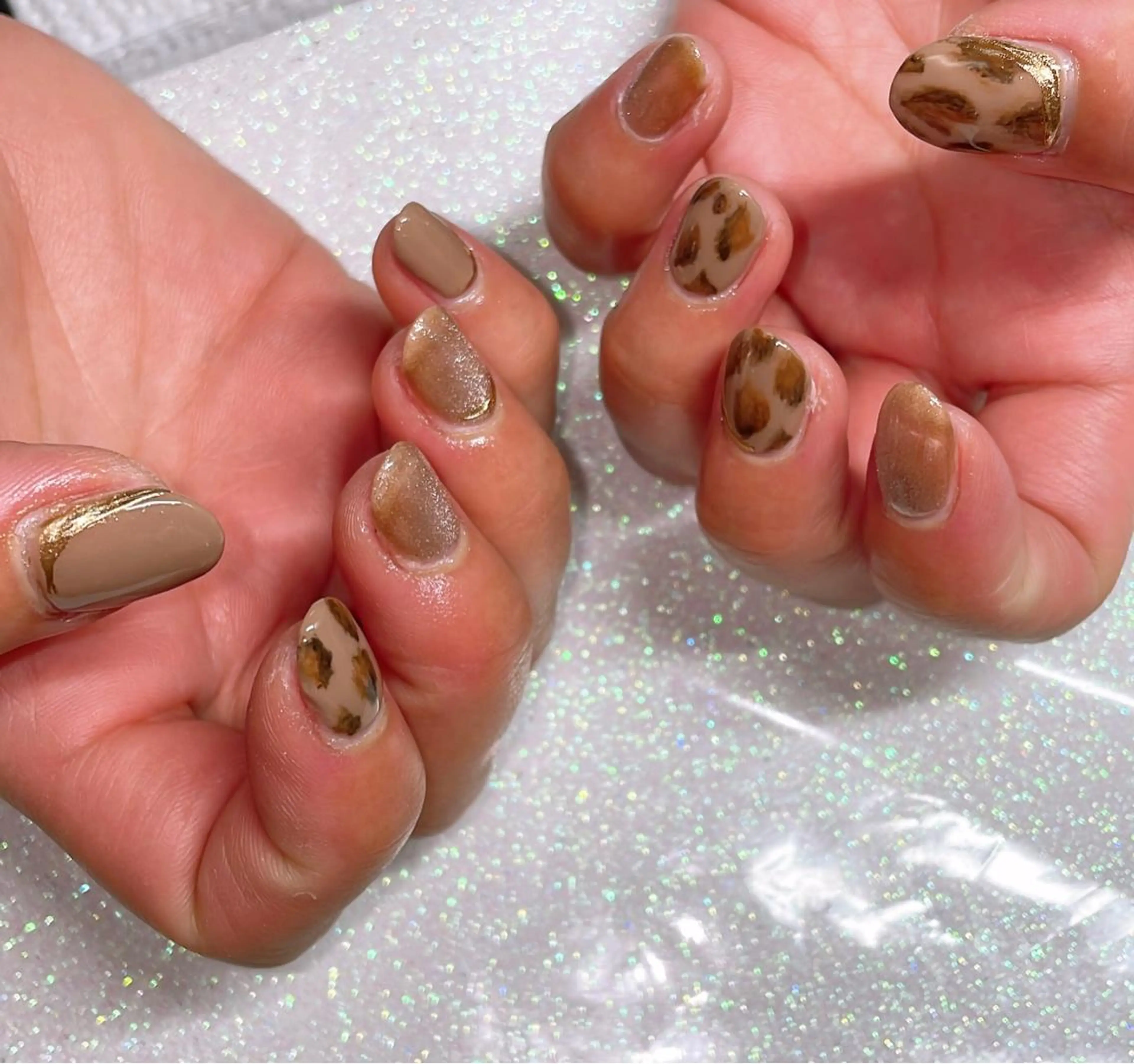 ネイル ハンドネイル VIERU 🌈🎀💖のネイルデザイン