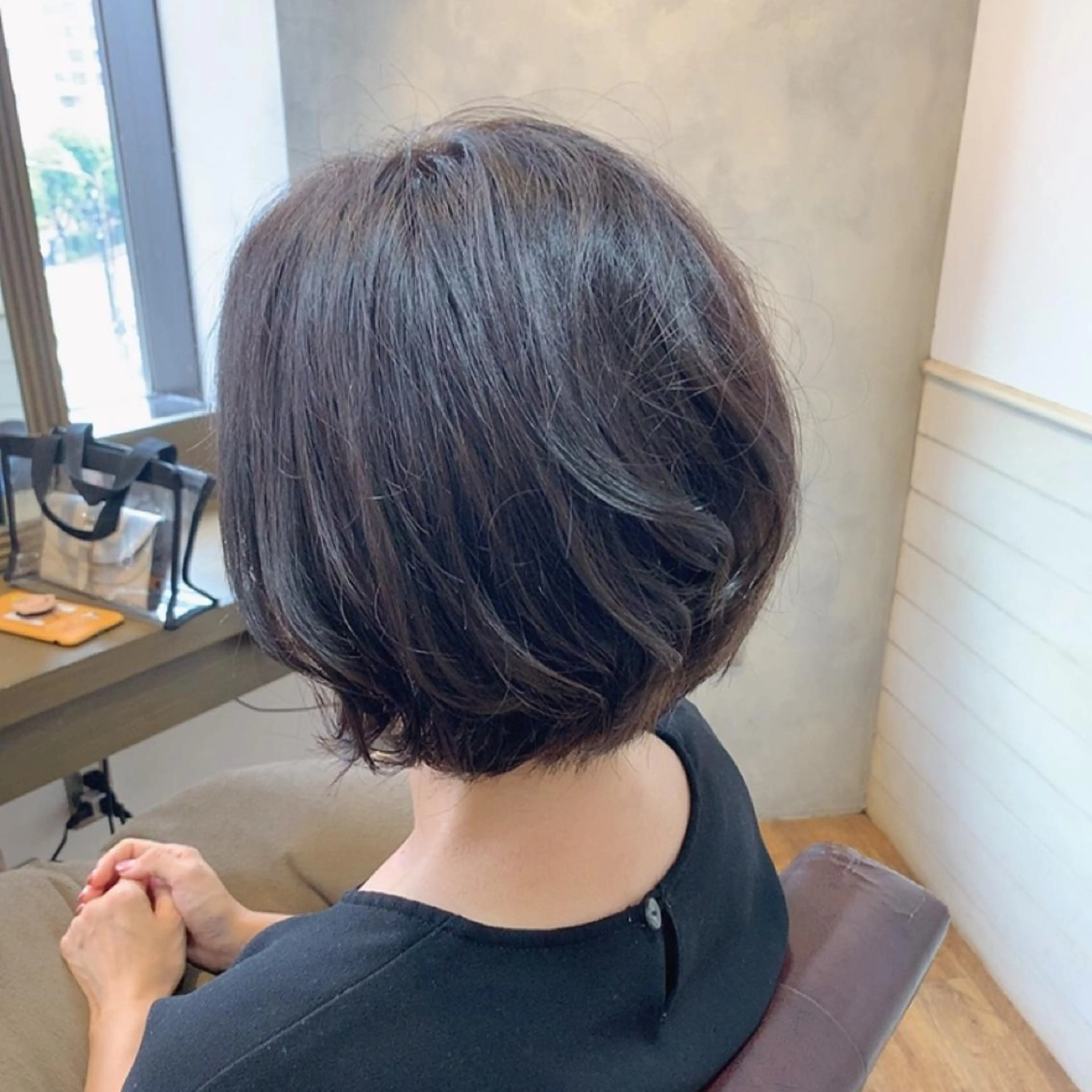 ショート カラー ✨️美髪矯正×似合わ せ艶カラー✨藤田透のヘアスタイル