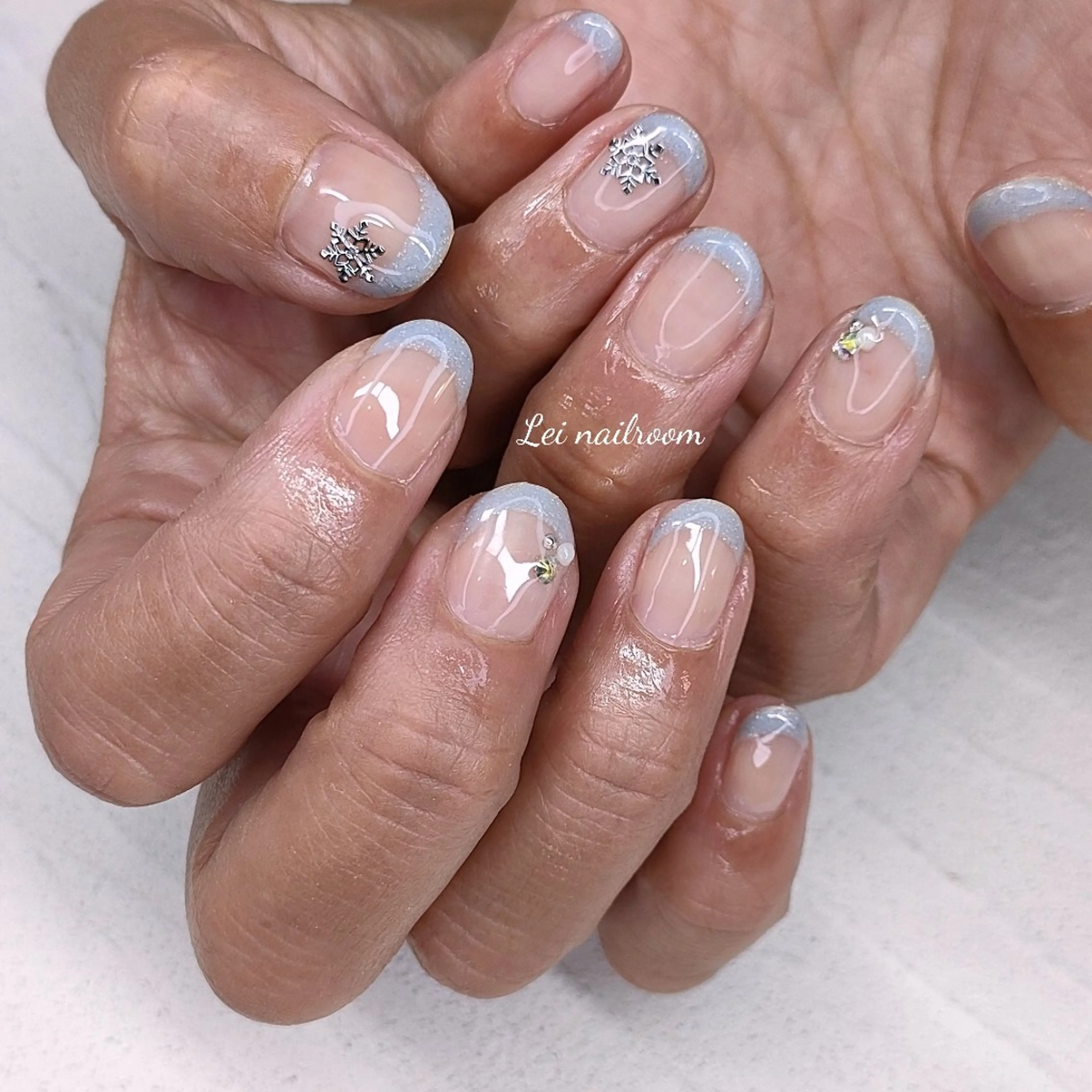 ネイル アートネイル lei🌼 nailroomのネイルデザイン