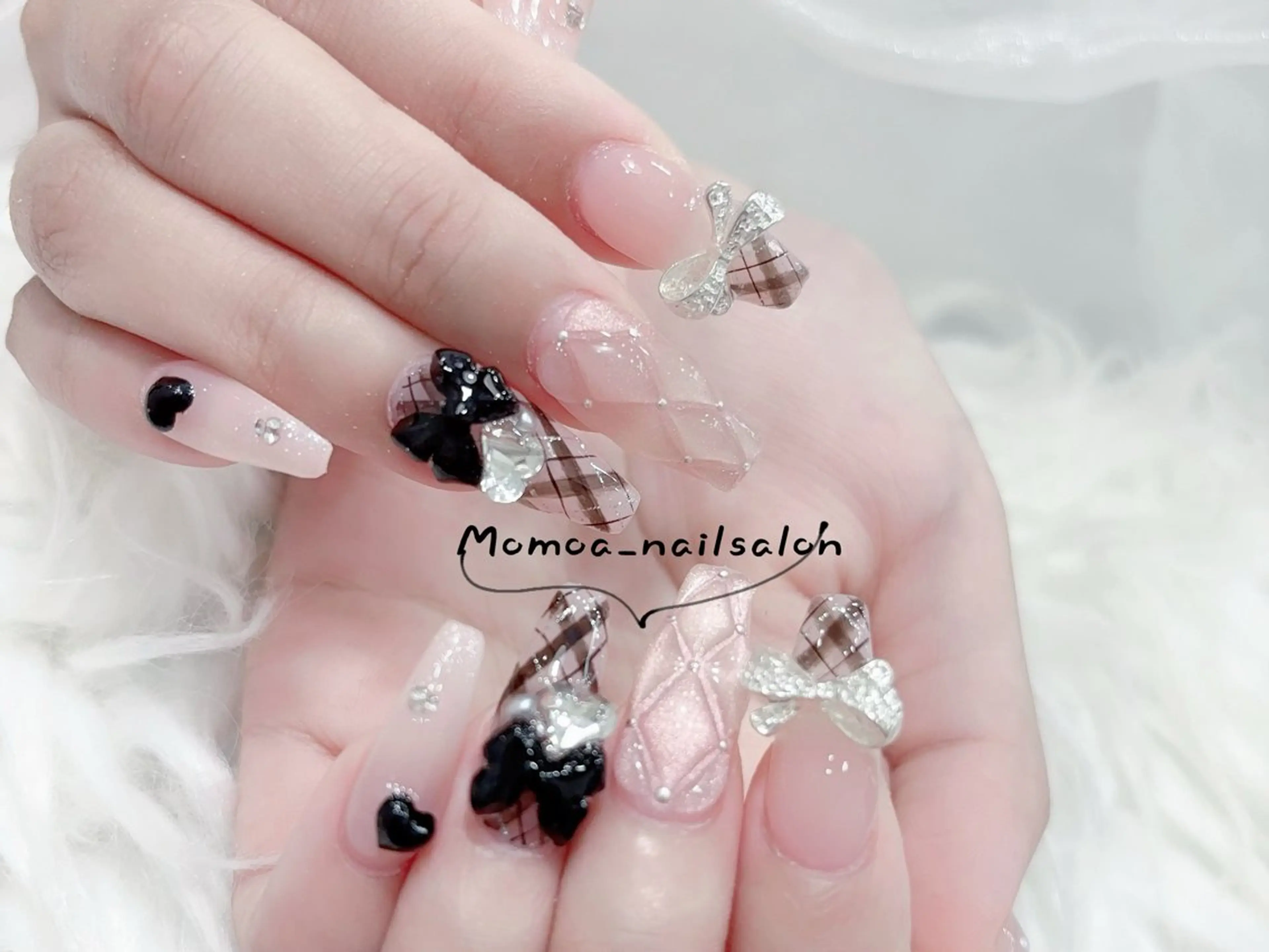 ネイル ハロウィン キラキラネイル 韓国ネイル スカルプネイル ハンドネイル MoMoA Nail ネイル長さ出し専門店のネイルデザイン